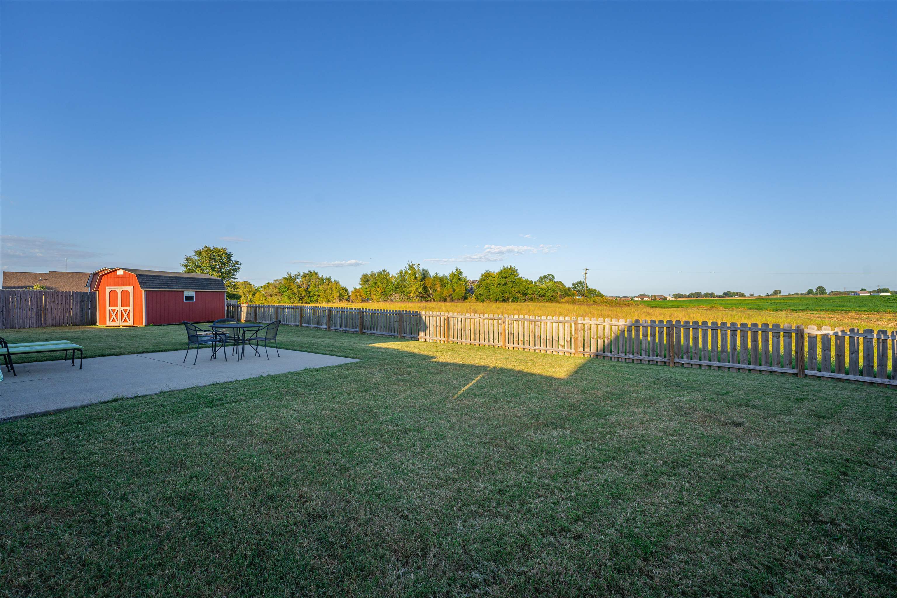 5300 Summercrest Dr, Owensboro, Kentucky 42301, 4 Bedrooms Bedrooms, ,3 BathroomsBathrooms,Single Family Residence,For Sale,Summercrest Dr,88042