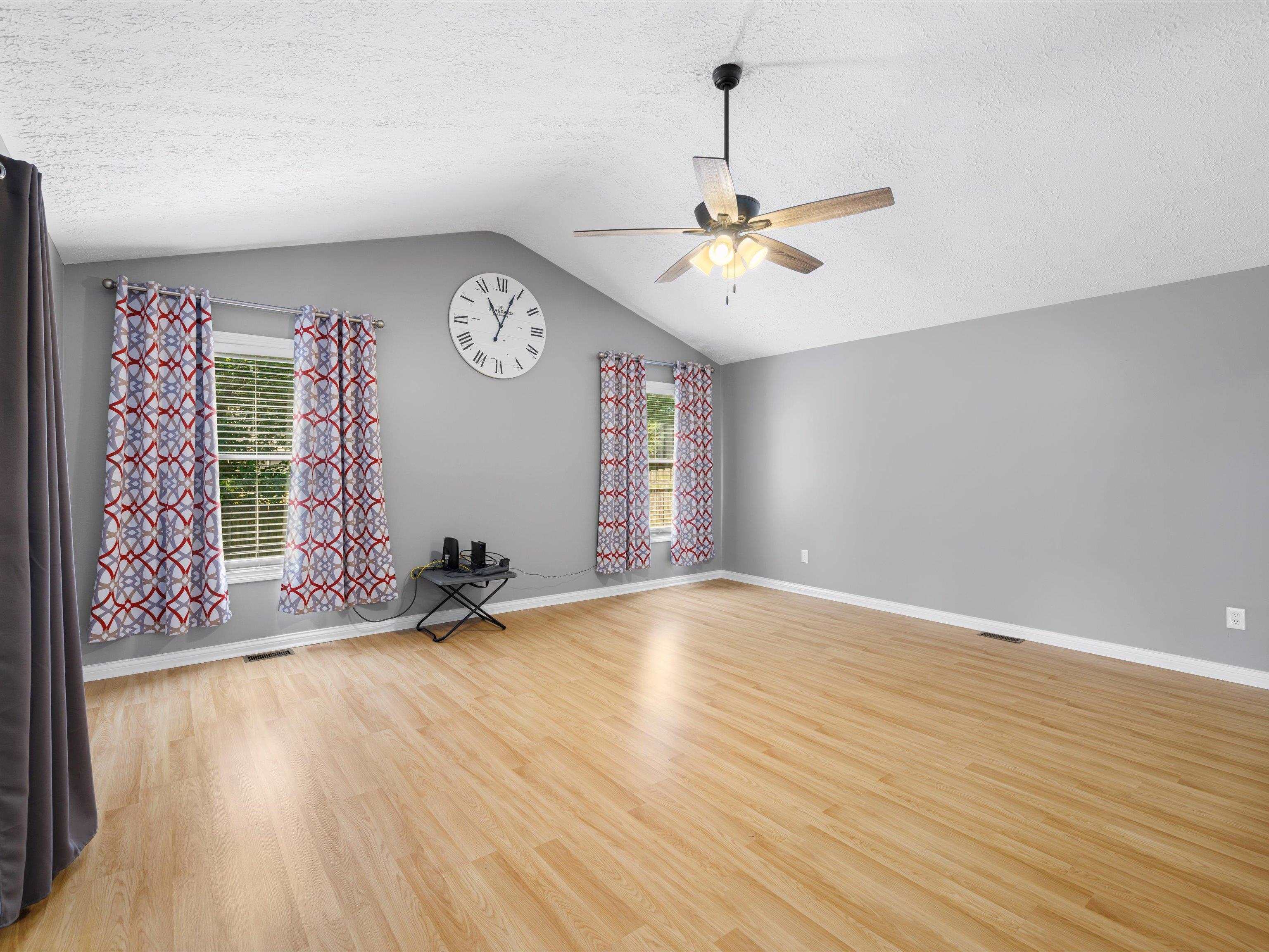 3332 Bryant Court, Owensboro, Kentucky 42303, 3 Bedrooms Bedrooms, ,2 BathroomsBathrooms,Single Family Residence,For Sale,Bryant Court,88043