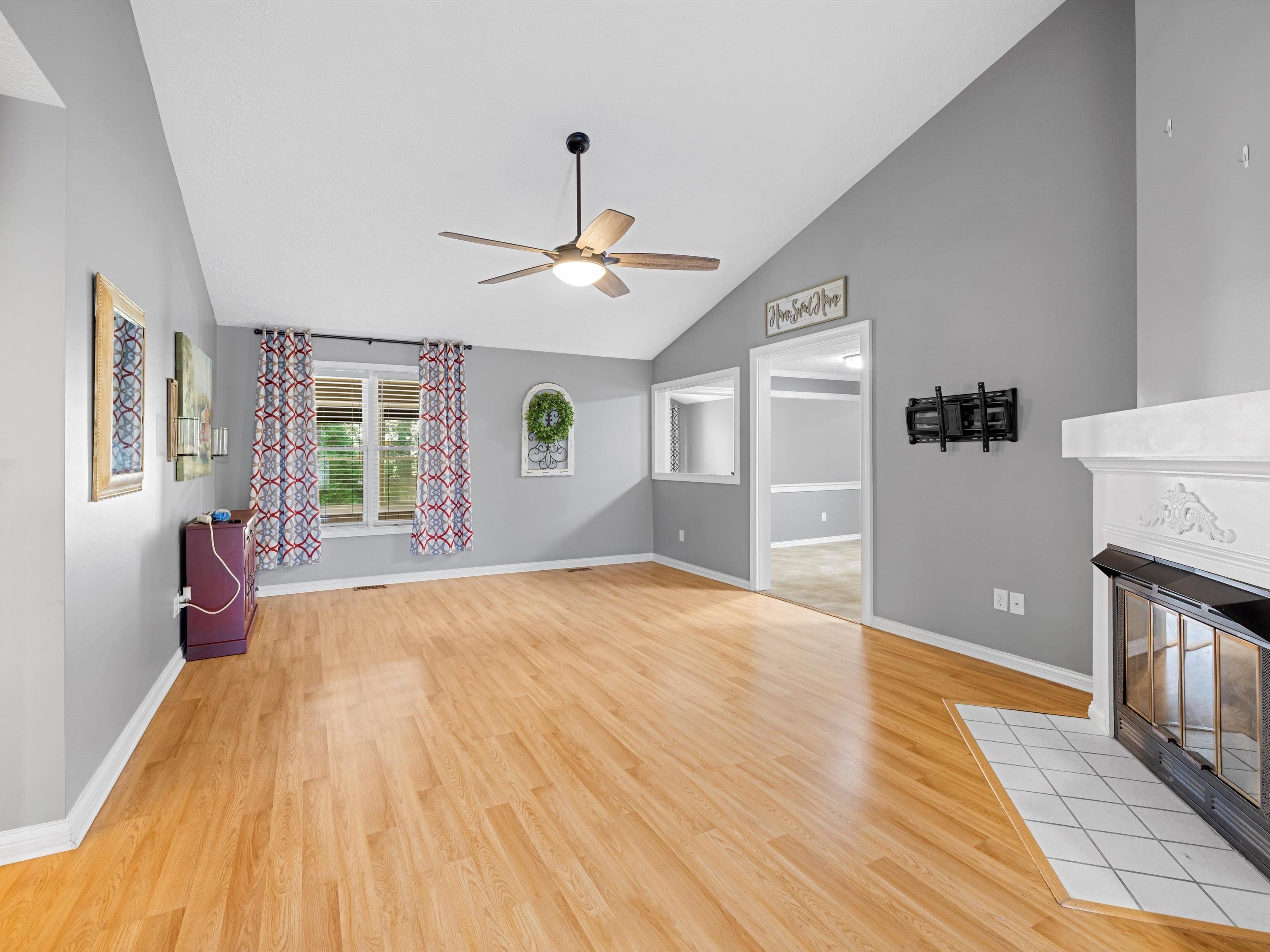 3332 Bryant Court, Owensboro, Kentucky 42303, 3 Bedrooms Bedrooms, ,2 BathroomsBathrooms,Single Family Residence,For Sale,Bryant Court,88043