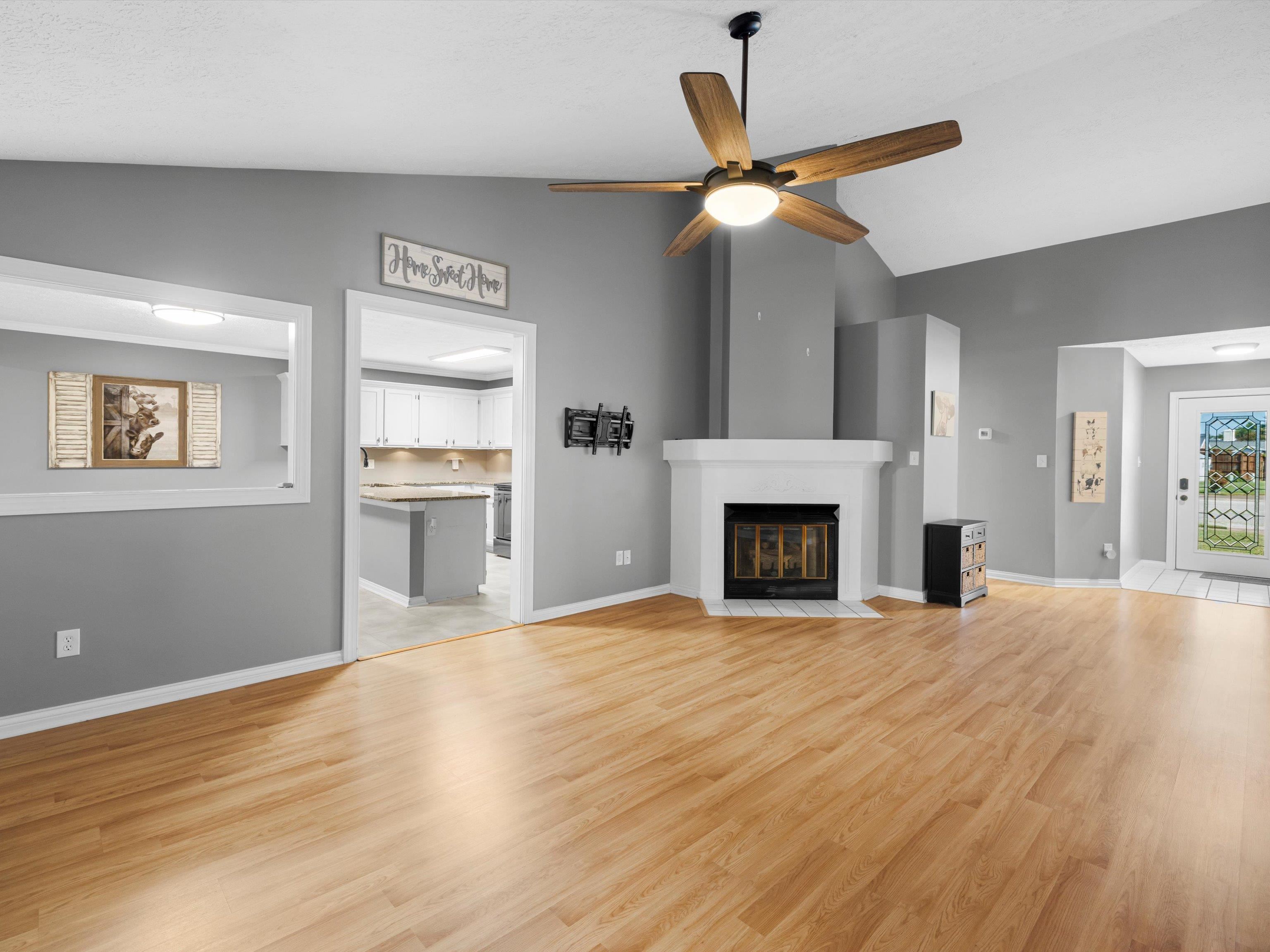 3332 Bryant Court, Owensboro, Kentucky 42303, 3 Bedrooms Bedrooms, ,2 BathroomsBathrooms,Single Family Residence,For Sale,Bryant Court,88043