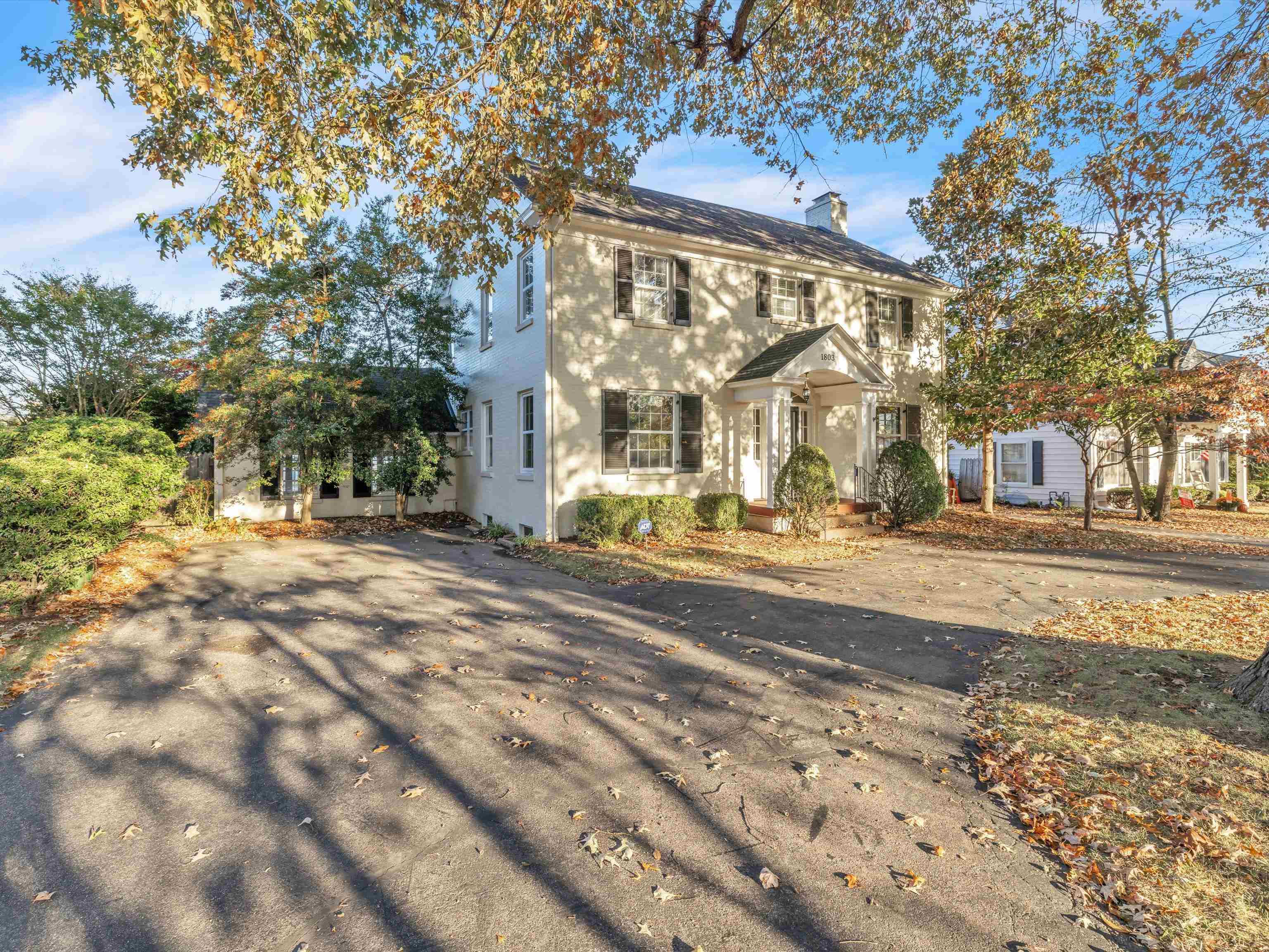 1803 McCreary Ave, Owensboro, Kentucky 42301, 4 Bedrooms Bedrooms, ,2 BathroomsBathrooms,Single Family Residence,For Sale,McCreary Ave,88044