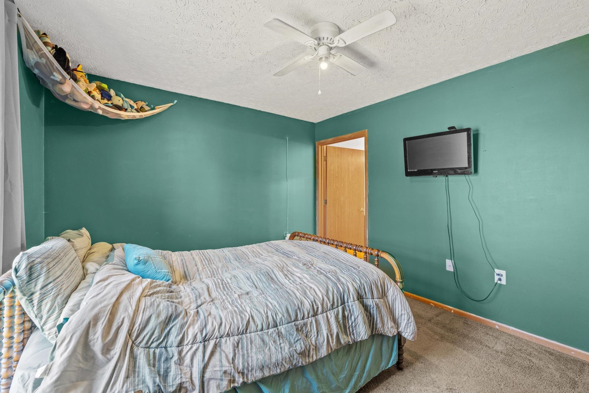 516 Maple Street, Owensboro, Kentucky 42301, 3 Bedrooms Bedrooms, ,1 BathroomBathrooms,Single Family Residence,For Sale,Maple Street,88049
