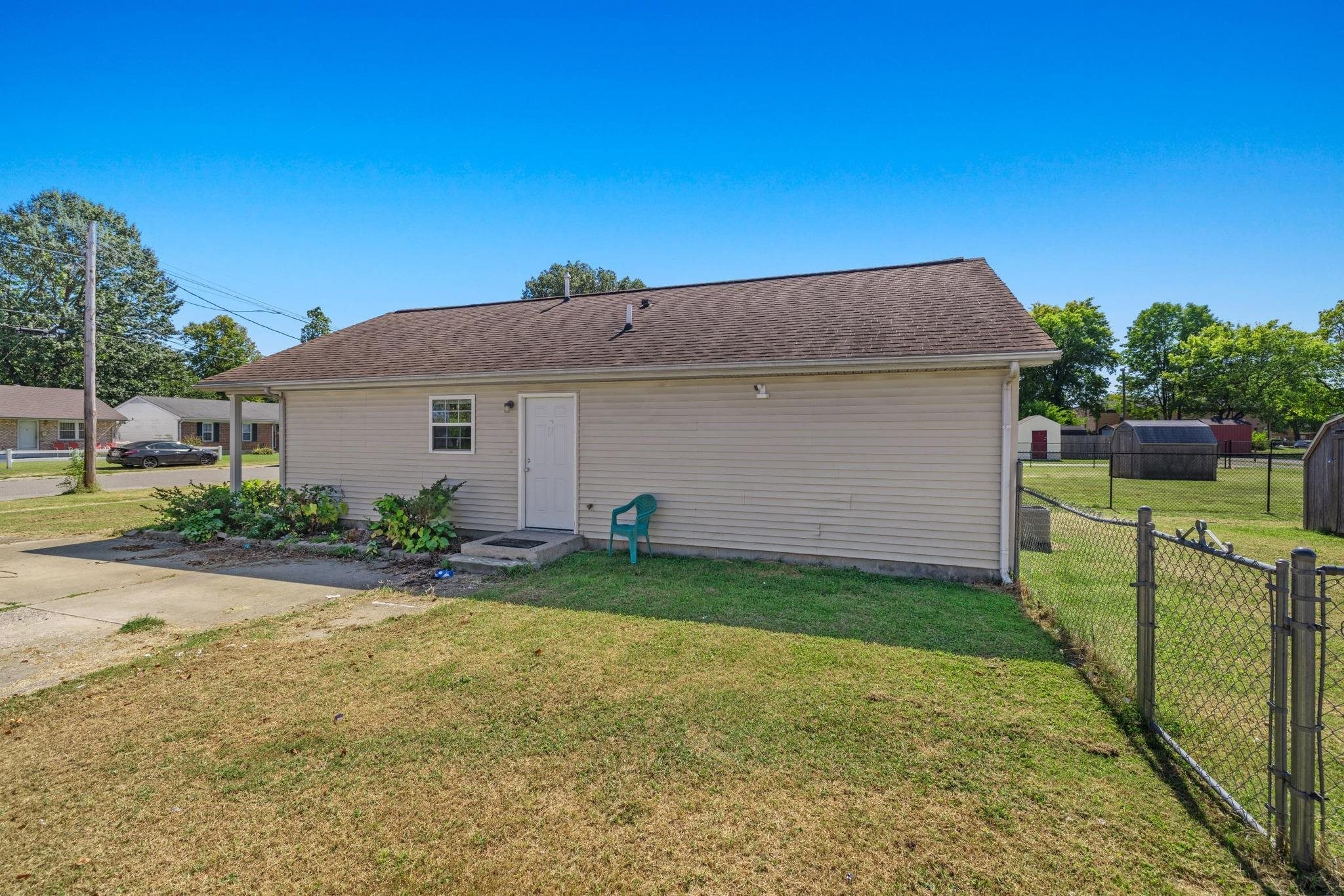 516 Maple Street, Owensboro, Kentucky 42301, 3 Bedrooms Bedrooms, ,1 BathroomBathrooms,Single Family Residence,For Sale,Maple Street,88049