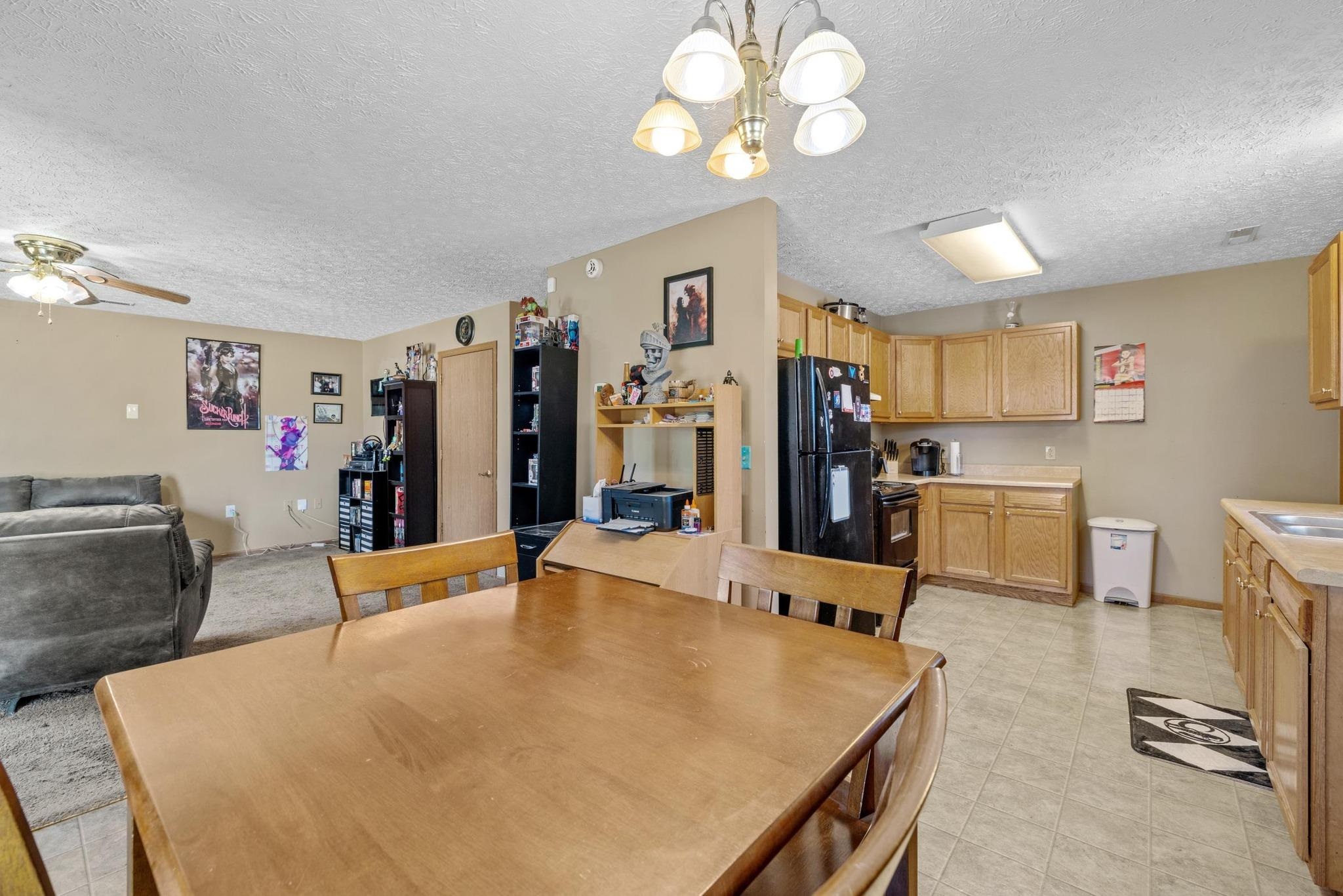 516 Maple Street, Owensboro, Kentucky 42301, 3 Bedrooms Bedrooms, ,1 BathroomBathrooms,Single Family Residence,For Sale,Maple Street,88049