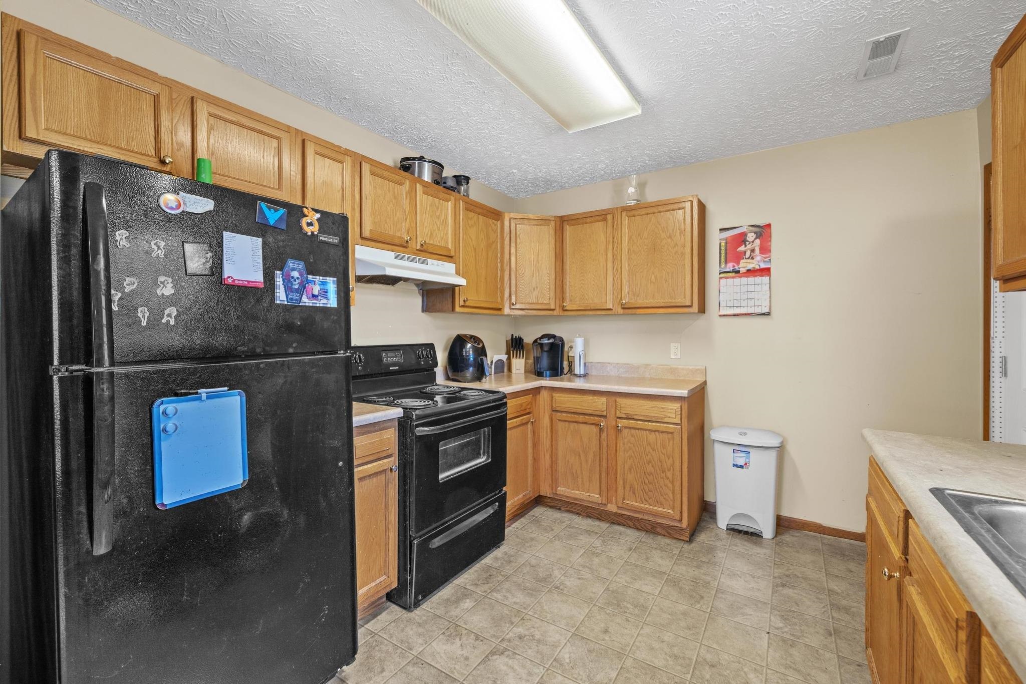 516 Maple Street, Owensboro, Kentucky 42301, 3 Bedrooms Bedrooms, ,1 BathroomBathrooms,Single Family Residence,For Sale,Maple Street,88049