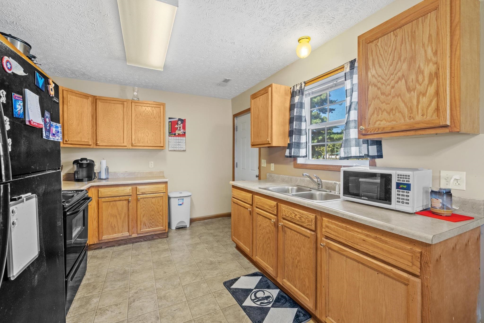 516 Maple Street, Owensboro, Kentucky 42301, 3 Bedrooms Bedrooms, ,1 BathroomBathrooms,Single Family Residence,For Sale,Maple Street,88049