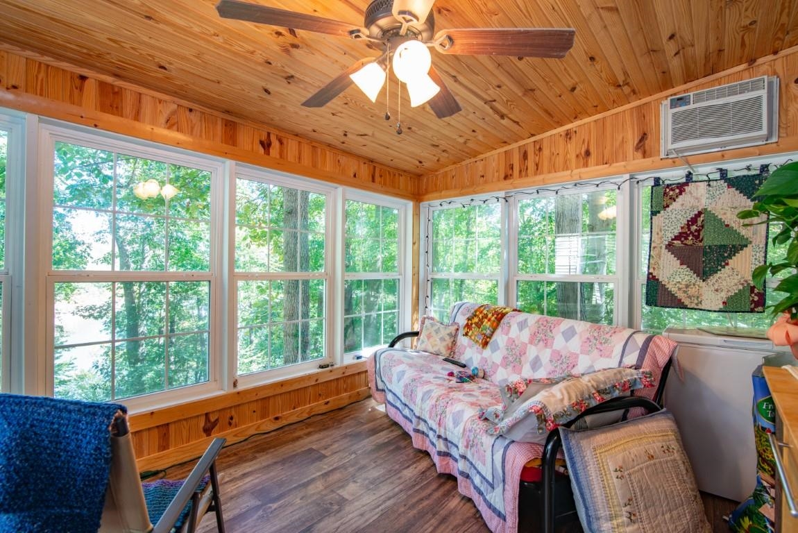 301 Elm Ln., Falls of Rough, Kentucky 40119, 2 Bedrooms Bedrooms, ,2 BathroomsBathrooms,Single Family Residence,For Sale,Elm Ln.,88056