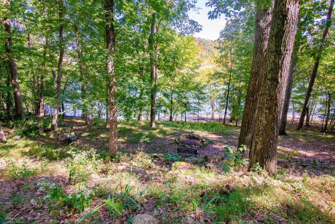 301 Elm Ln., Falls of Rough, Kentucky 40119, 2 Bedrooms Bedrooms, ,2 BathroomsBathrooms,Single Family Residence,For Sale,Elm Ln.,88056