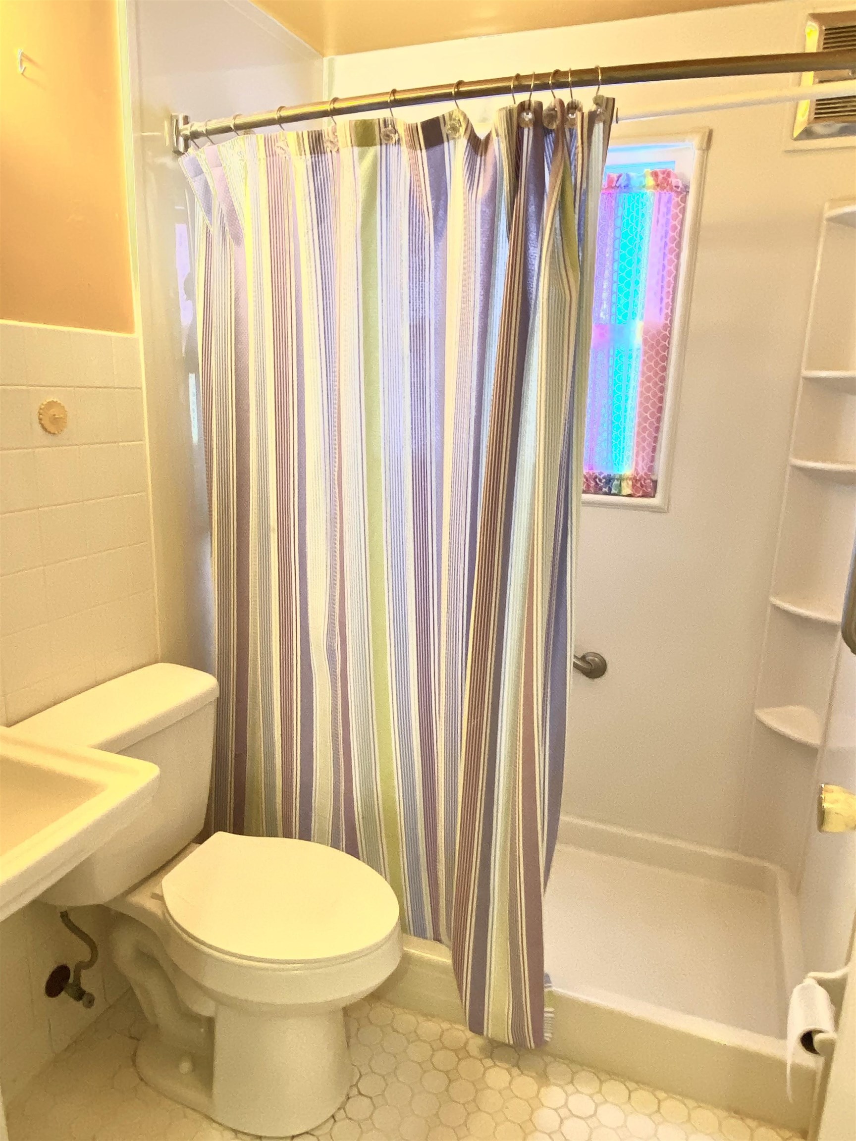 3214 Baybrook Street, Owensboro, Kentucky 42301, 3 Bedrooms Bedrooms, ,1 BathroomBathrooms,Single Family Residence,For Sale,Baybrook Street,88060