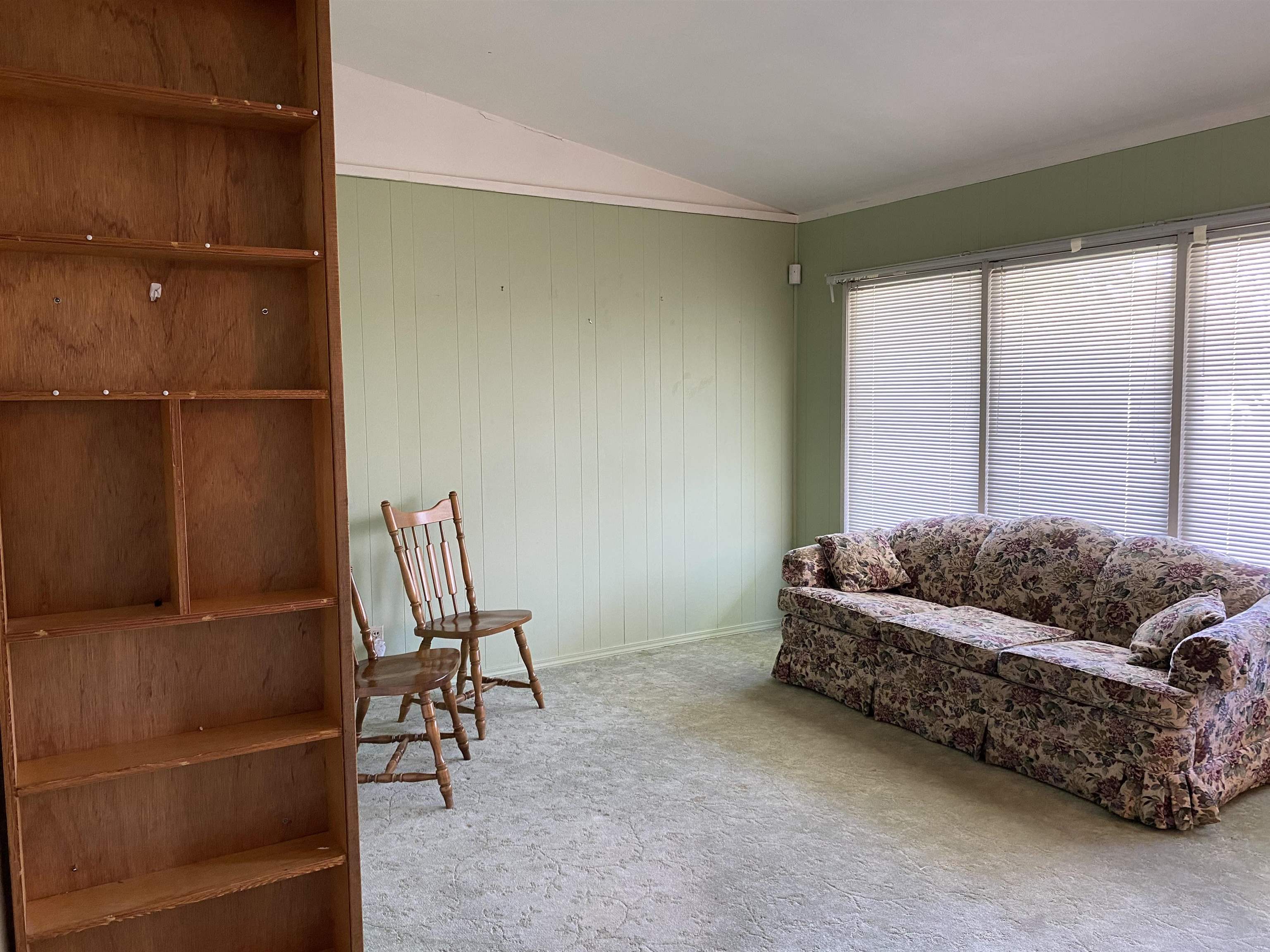 3214 Baybrook Street, Owensboro, Kentucky 42301, 3 Bedrooms Bedrooms, ,1 BathroomBathrooms,Single Family Residence,For Sale,Baybrook Street,88060