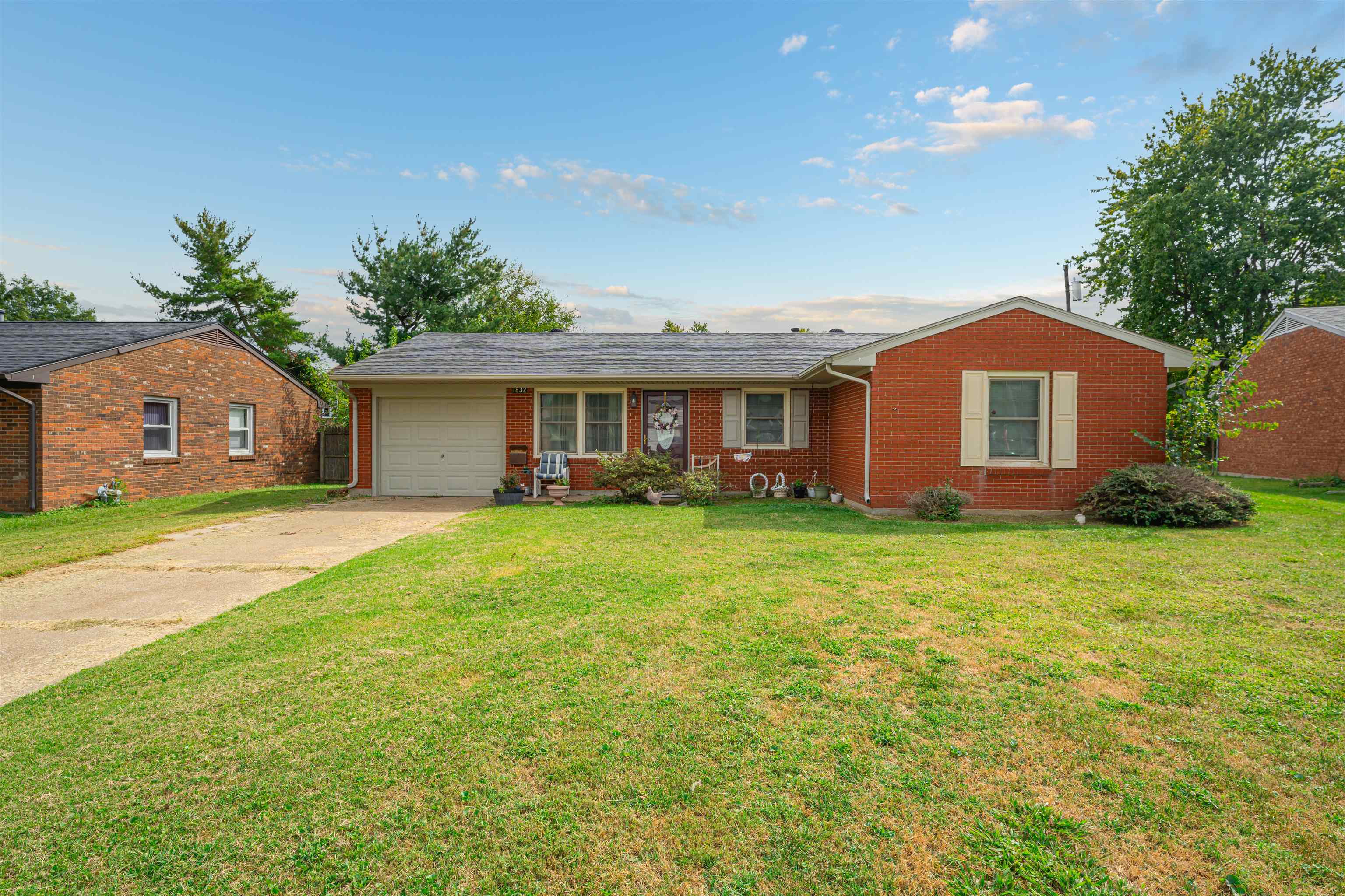 1832 Epworth Lane, Owensboro, Kentucky 42303, 3 Bedrooms Bedrooms, ,1 BathroomBathrooms,Single Family Residence,For Sale,Epworth Lane,88061