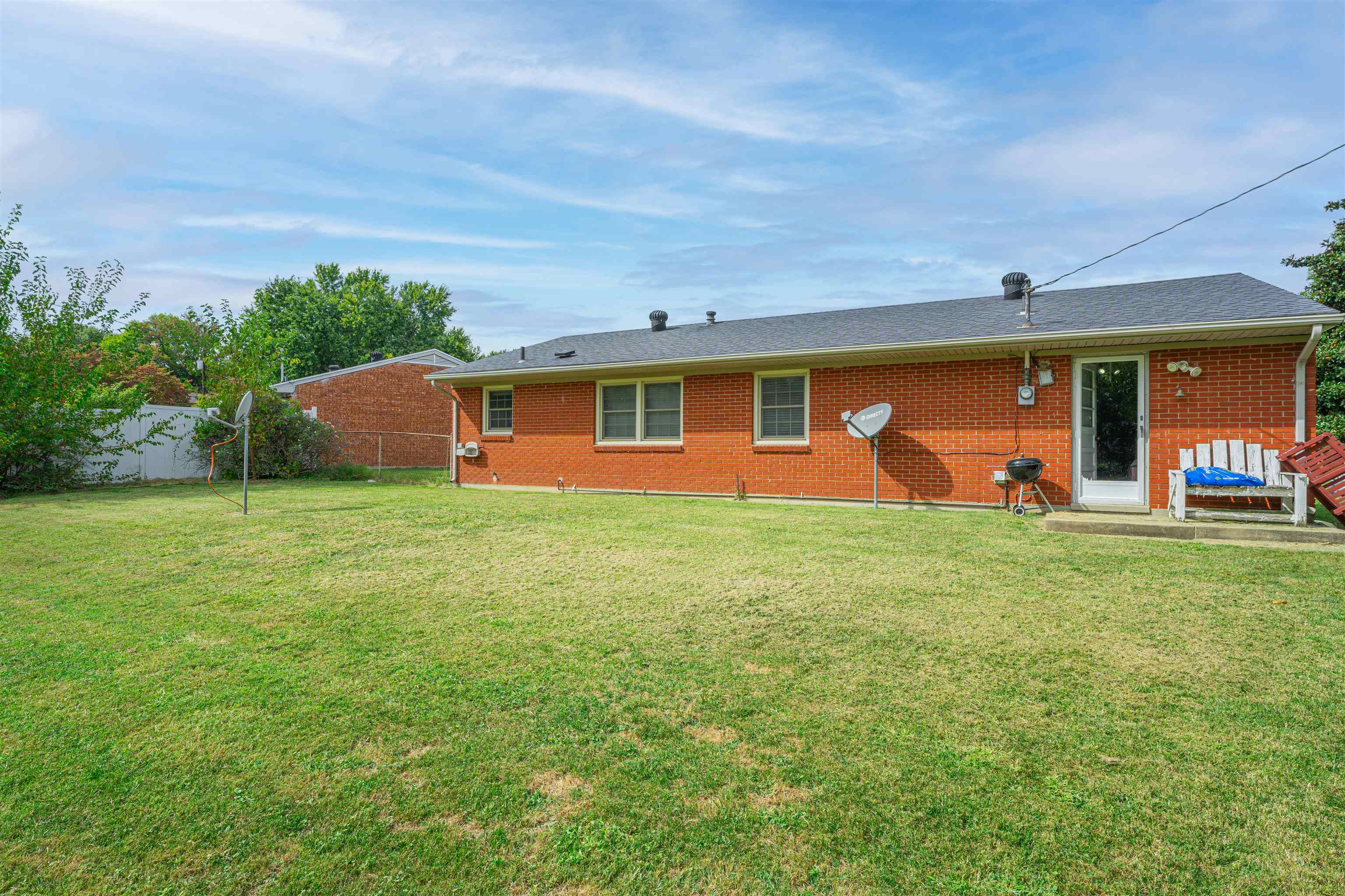 1832 Epworth Lane, Owensboro, Kentucky 42303, 3 Bedrooms Bedrooms, ,1 BathroomBathrooms,Single Family Residence,For Sale,Epworth Lane,88061