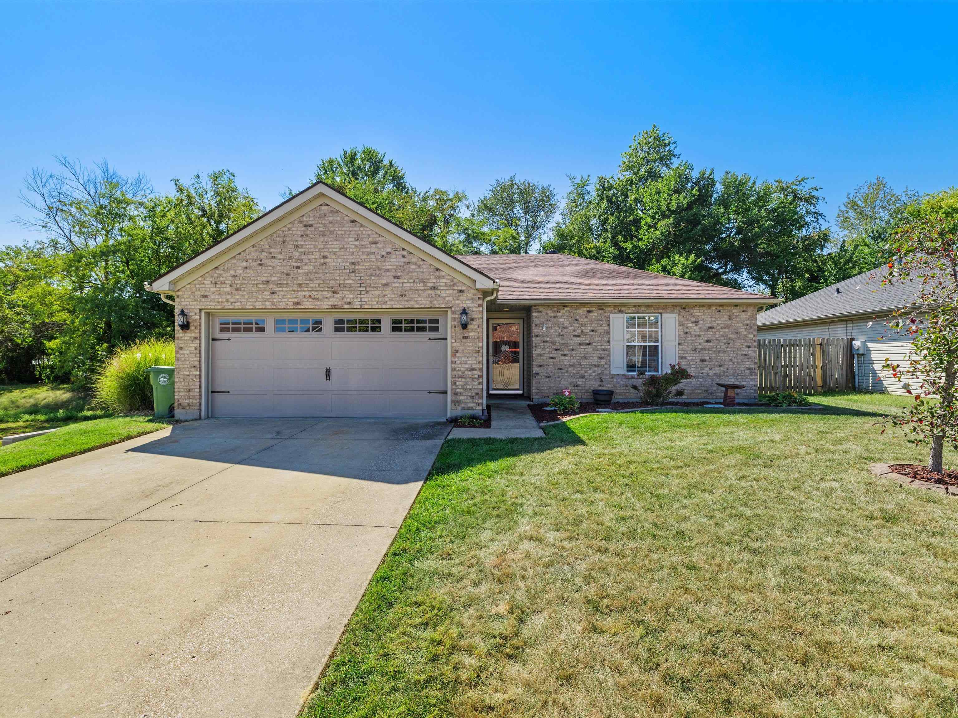2636 Landing Terrace, Owensboro, Kentucky 42303, 3 Bedrooms Bedrooms, ,2 BathroomsBathrooms,Single Family Residence,For Sale,Landing Terrace,88064