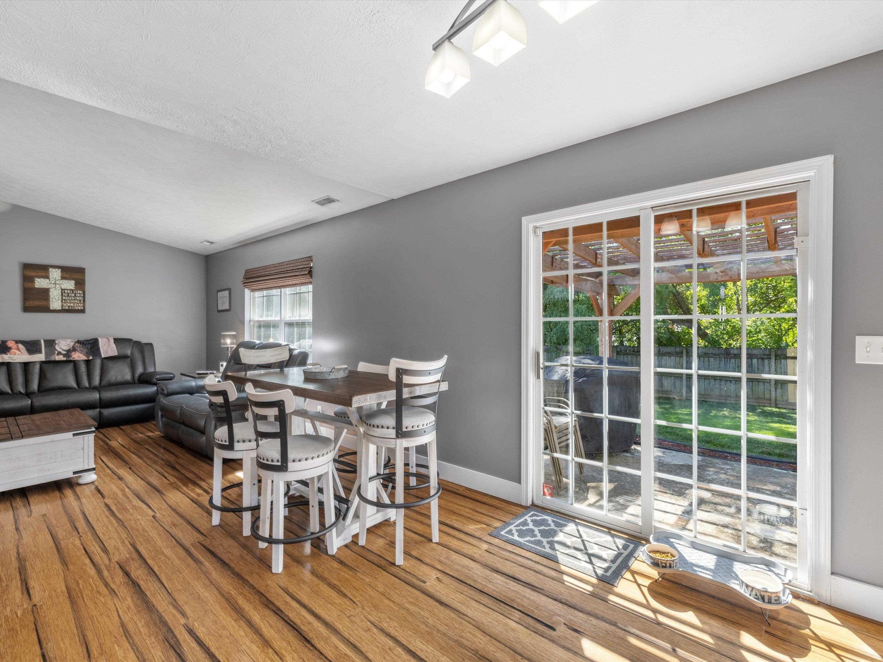 2636 Landing Terrace, Owensboro, Kentucky 42303, 3 Bedrooms Bedrooms, ,2 BathroomsBathrooms,Single Family Residence,For Sale,Landing Terrace,88064