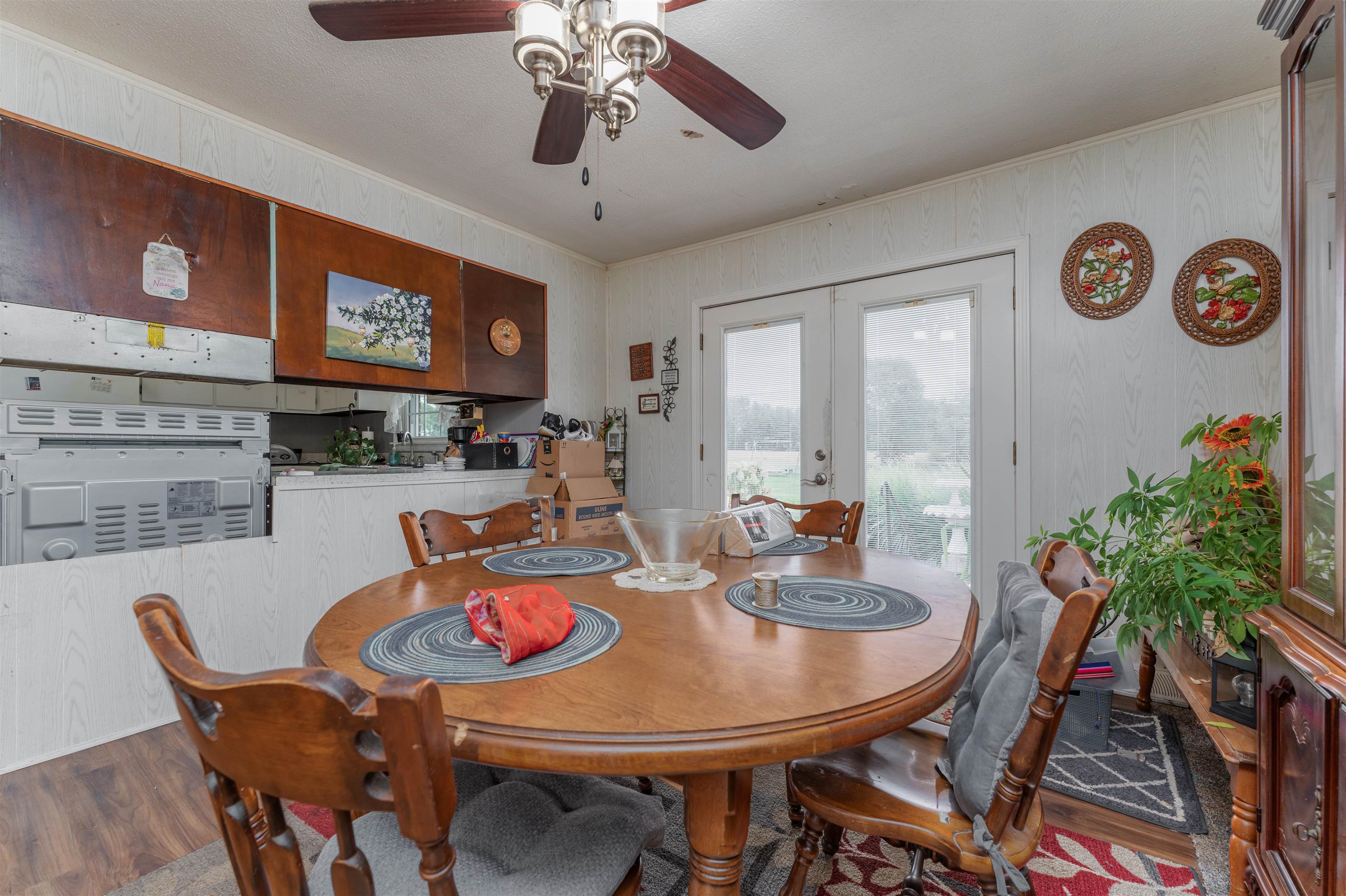 5014 Jones Road, Owensboro, Kentucky 42303, 4 Bedrooms Bedrooms, ,1 BathroomBathrooms,Single Family Residence,For Sale,Jones Road,88066