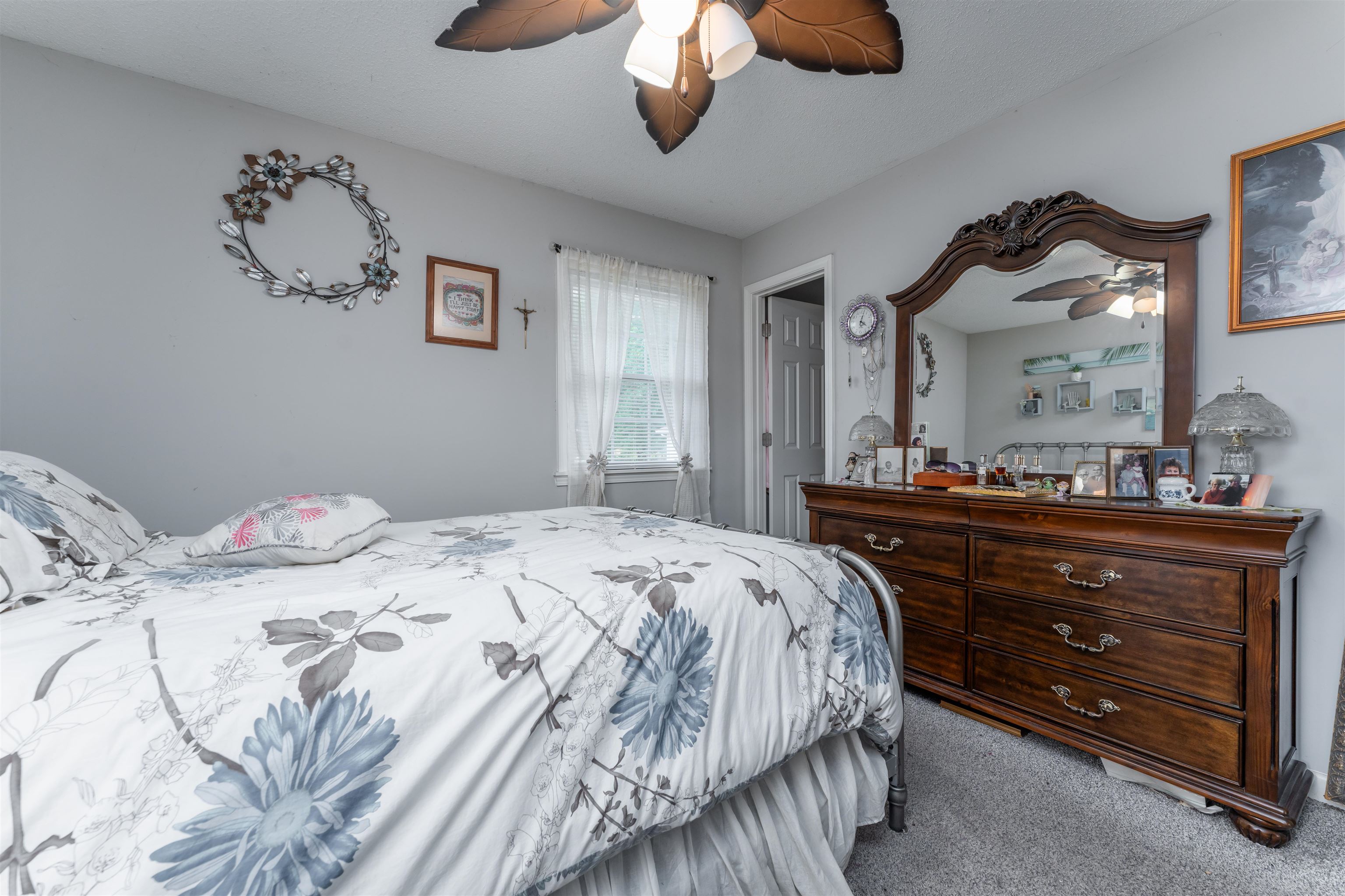 5014 Jones Road, Owensboro, Kentucky 42303, 4 Bedrooms Bedrooms, ,1 BathroomBathrooms,Single Family Residence,For Sale,Jones Road,88066