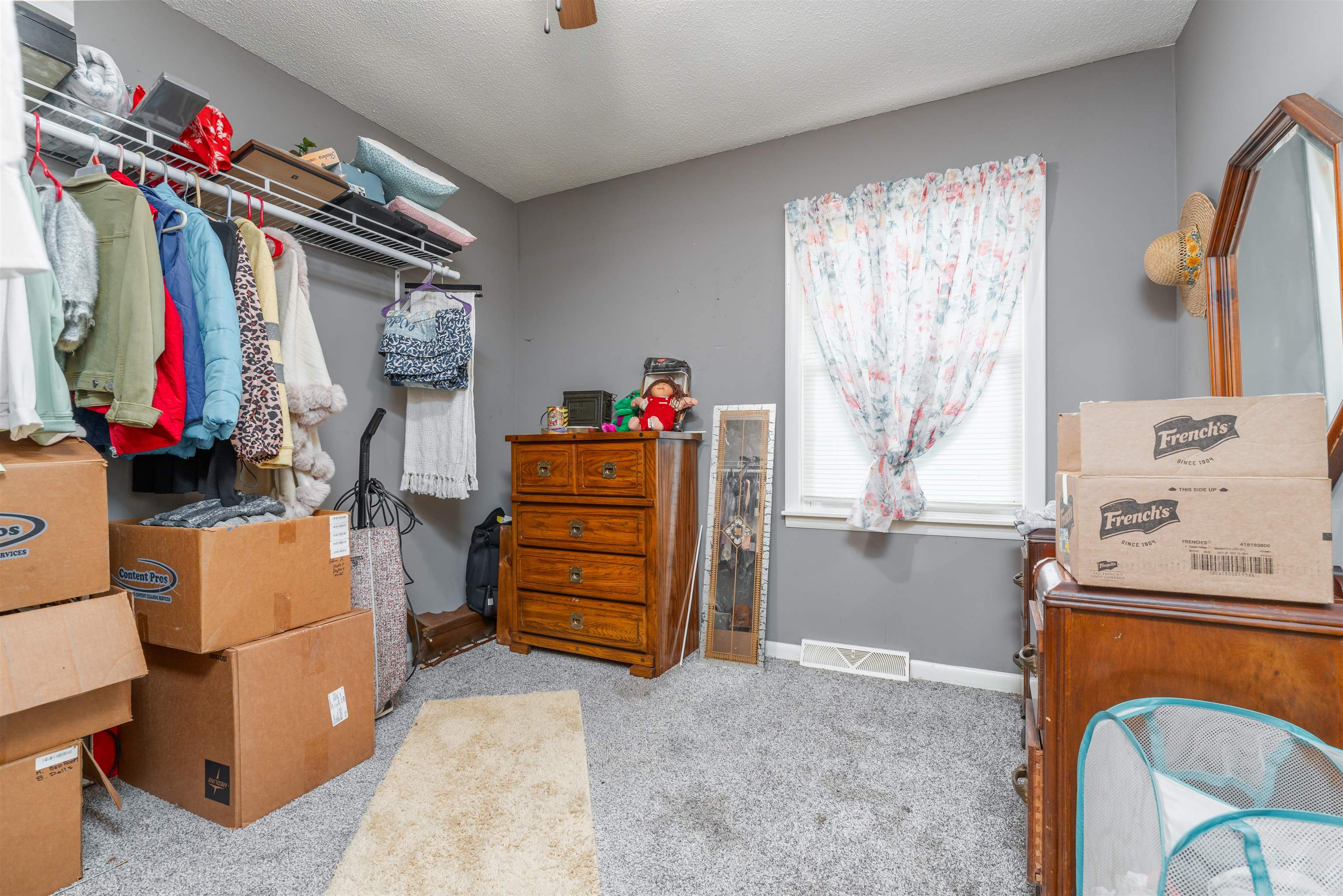 5014 Jones Road, Owensboro, Kentucky 42303, 4 Bedrooms Bedrooms, ,1 BathroomBathrooms,Single Family Residence,For Sale,Jones Road,88066