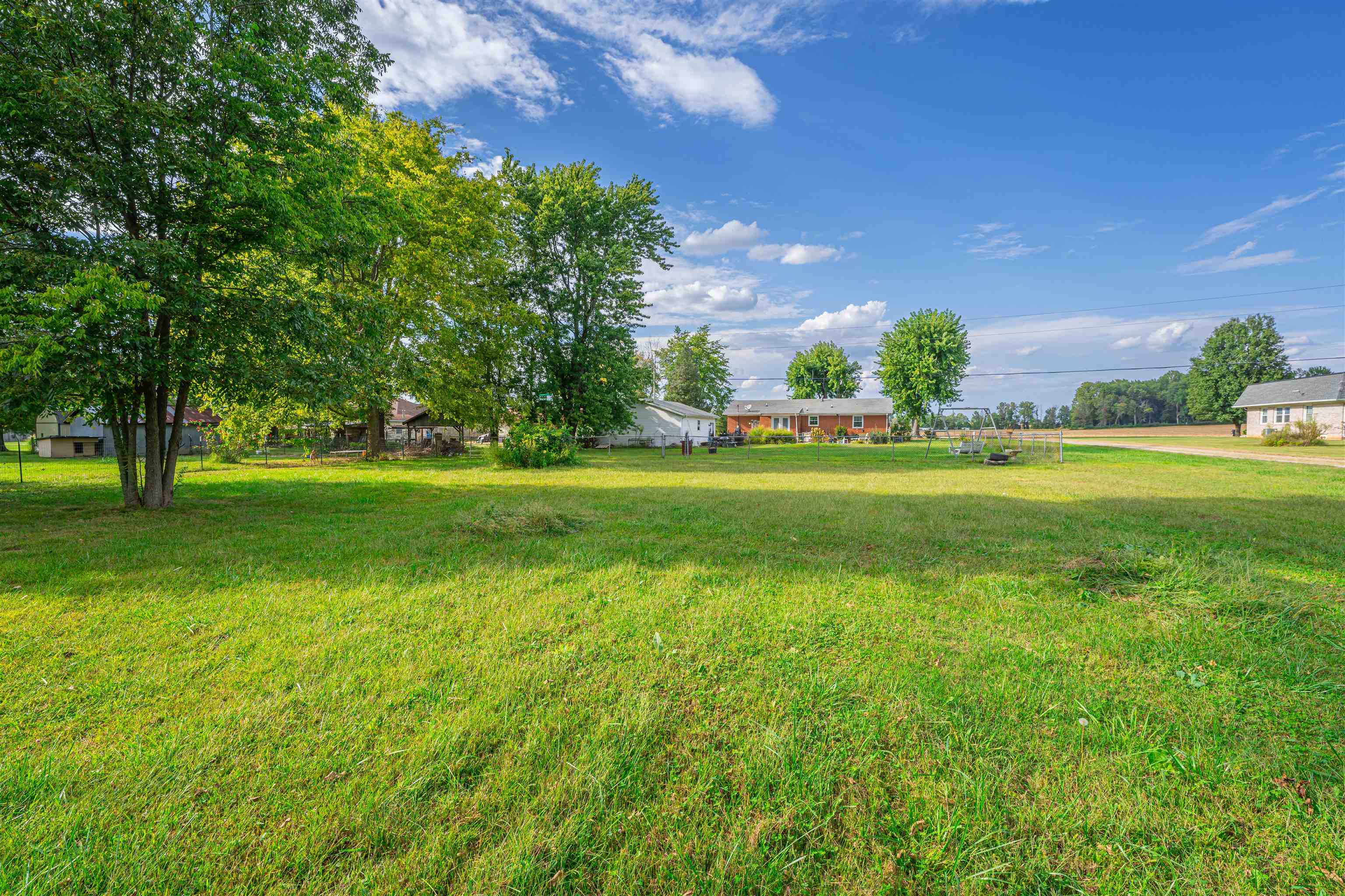 5014 Jones Road, Owensboro, Kentucky 42303, 4 Bedrooms Bedrooms, ,1 BathroomBathrooms,Single Family Residence,For Sale,Jones Road,88066