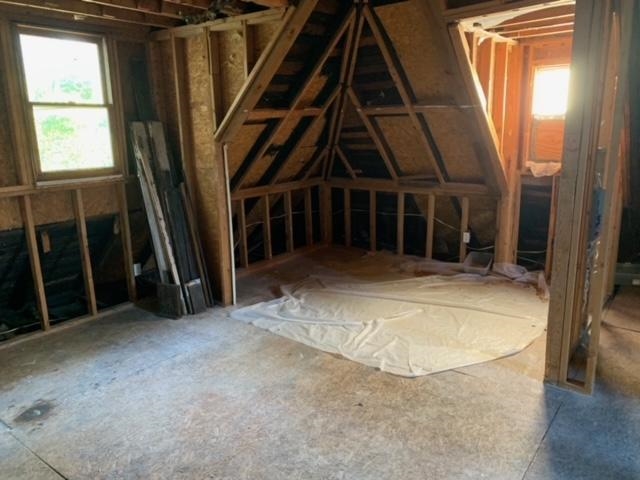 1208 Daviess St, Owensboro, Kentucky 42303, 5 Bedrooms Bedrooms, ,2 BathroomsBathrooms,Single Family Residence,For Sale,Daviess St,88075