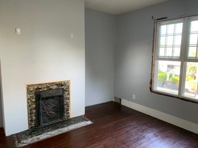 1208 Daviess St, Owensboro, Kentucky 42303, 5 Bedrooms Bedrooms, ,2 BathroomsBathrooms,Single Family Residence,For Sale,Daviess St,88075