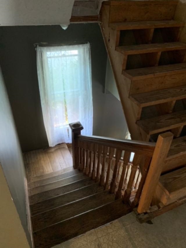 1208 Daviess St, Owensboro, Kentucky 42303, 5 Bedrooms Bedrooms, ,2 BathroomsBathrooms,Single Family Residence,For Sale,Daviess St,88075