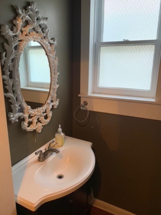 1208 Daviess St, Owensboro, Kentucky 42303, 5 Bedrooms Bedrooms, ,2 BathroomsBathrooms,Single Family Residence,For Sale,Daviess St,88075