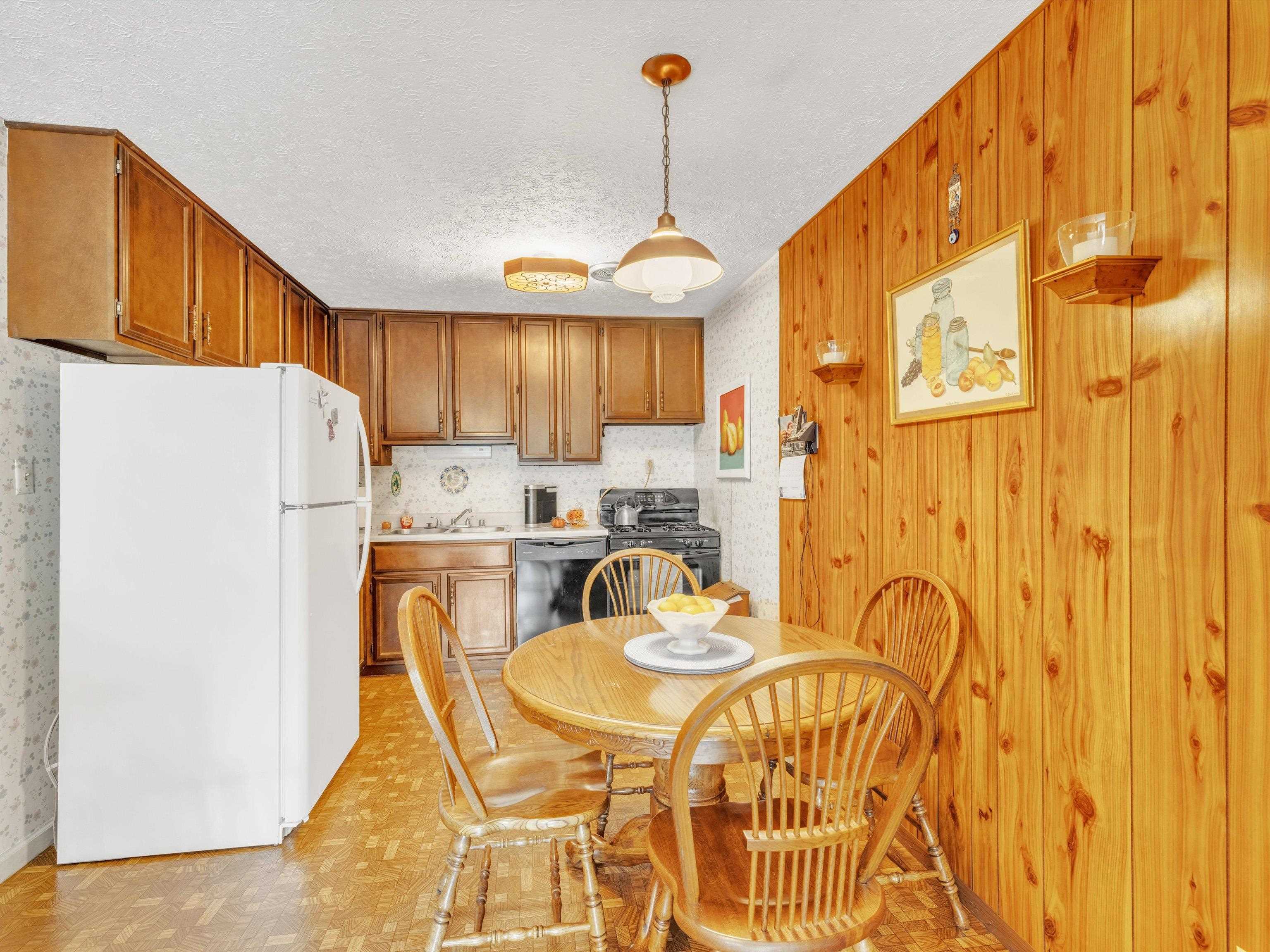 3319 Meadowland Drive, Owensboro, Kentucky 42303, 3 Bedrooms Bedrooms, ,2 BathroomsBathrooms,Single Family Residence,For Sale,Meadowland Drive,88076