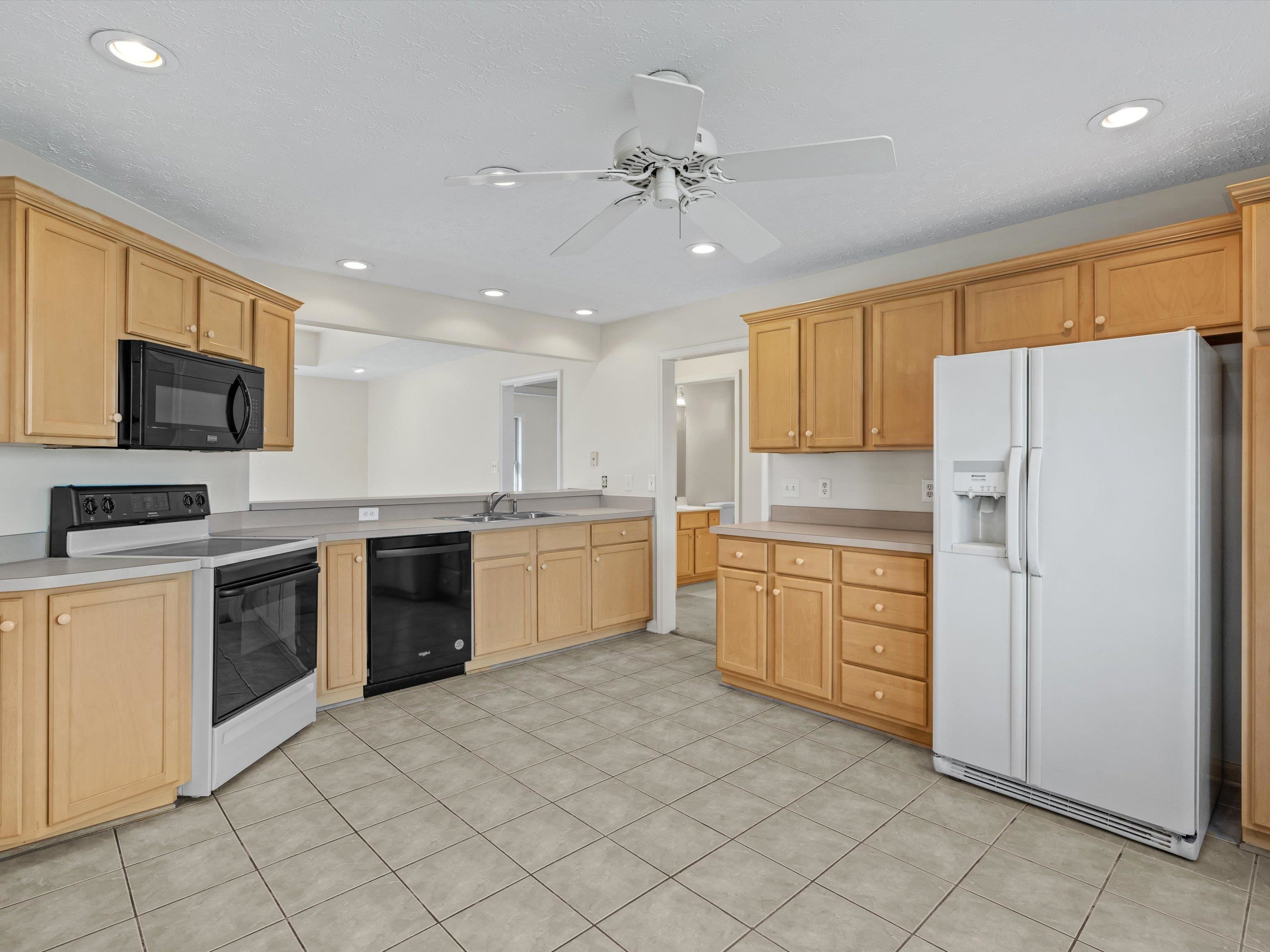3120 Harness Loop, Owens, Kentucky 42303, 3 Bedrooms Bedrooms, ,2 BathroomsBathrooms,Single Family Residence,For Sale,Harness Loop,88079