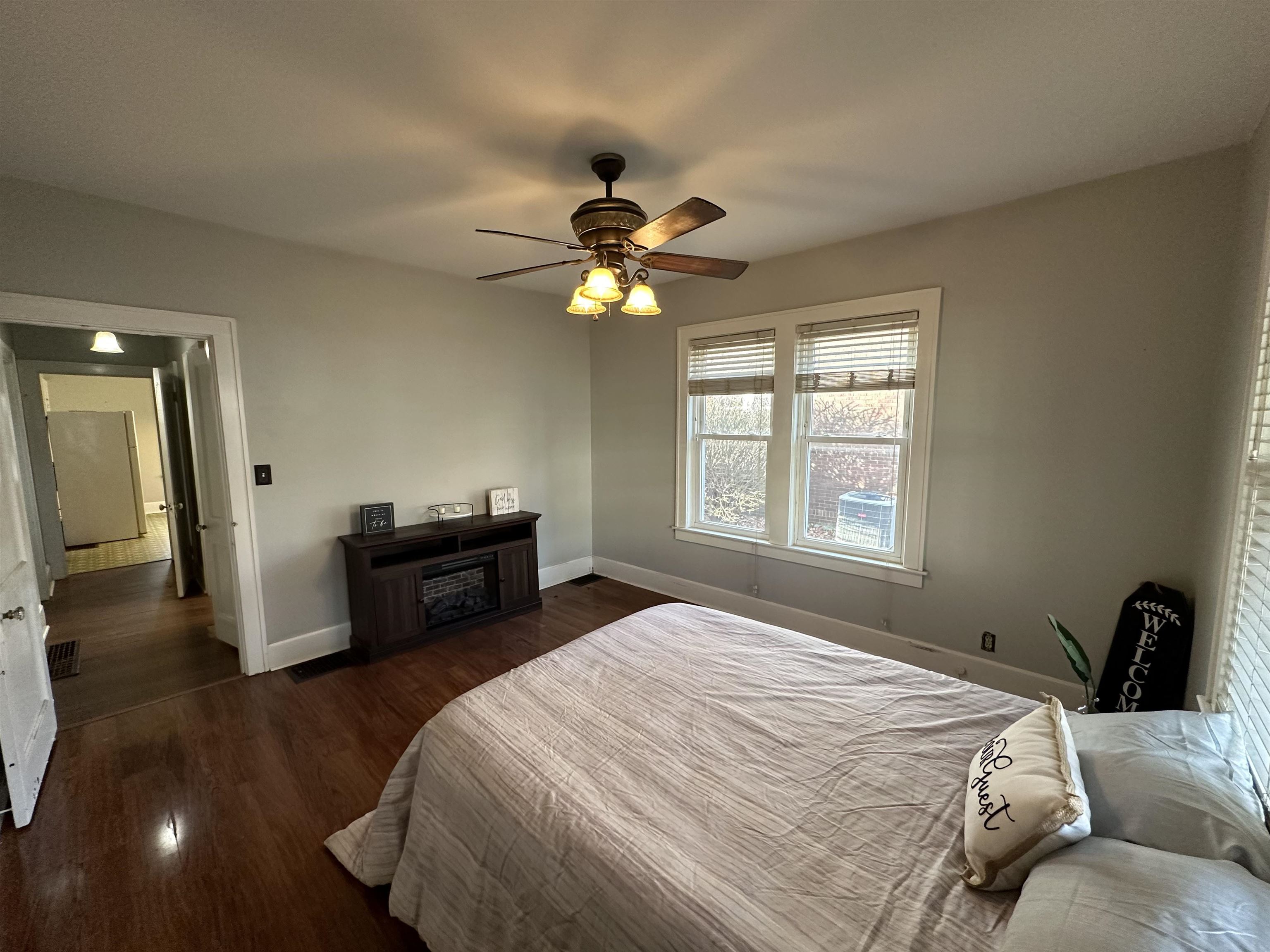 1900 Freeman Ave, Owensboro, Kentucky 42301, 3 Bedrooms Bedrooms, ,1 BathroomBathrooms,Single Family Residence,For Sale,Freeman Ave,88081