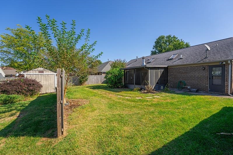 4548 Cove Pt, Owensboro, Kentucky 42301, 3 Bedrooms Bedrooms, ,1 BathroomBathrooms,Single Family Residence,For Sale,Cove Pt,88082