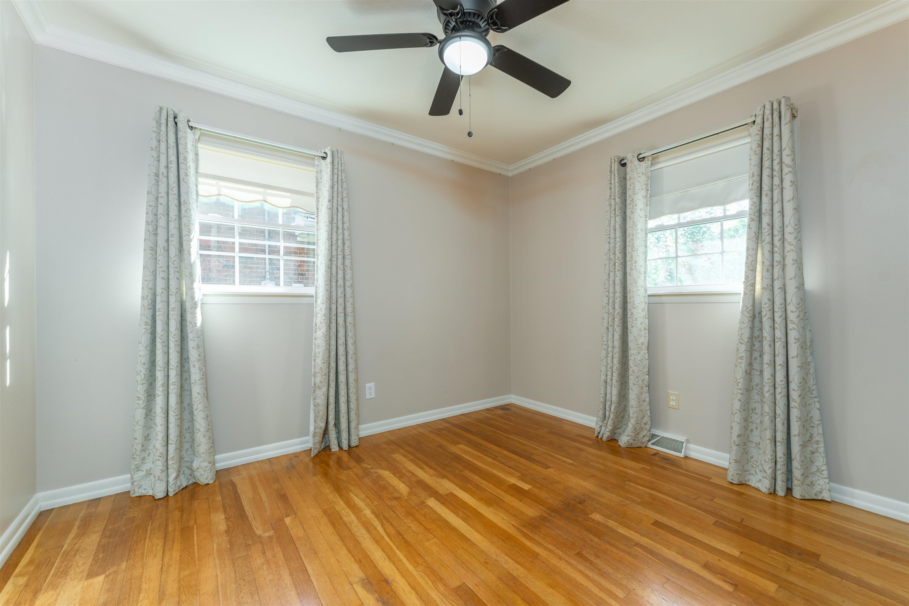 1518 Tamarack, Owensboro, Kentucky 42301, 3 Bedrooms Bedrooms, ,2 BathroomsBathrooms,Single Family Residence,For Sale,Tamarack,88086