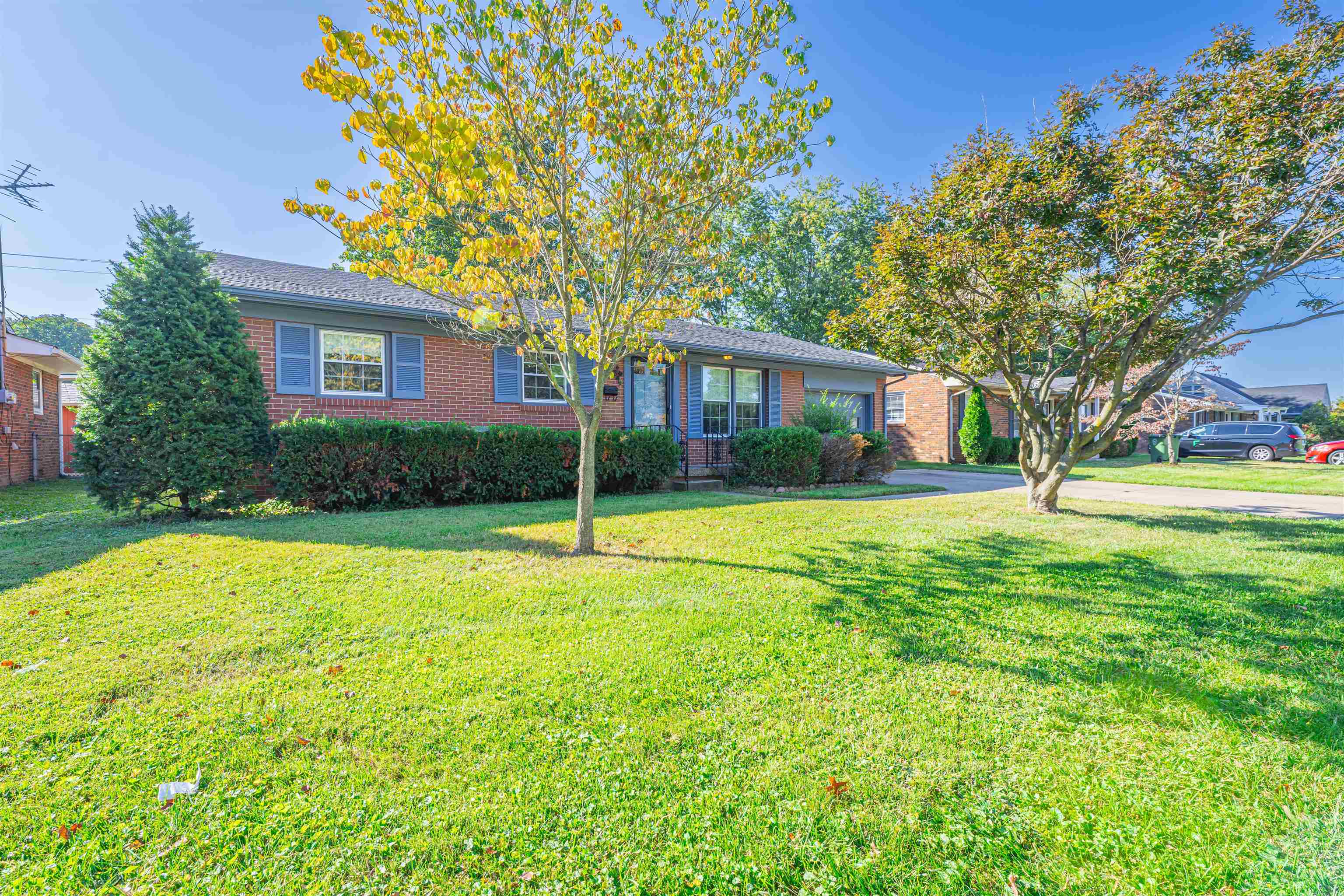 1518 Tamarack, Owensboro, Kentucky 42301, 3 Bedrooms Bedrooms, ,2 BathroomsBathrooms,Single Family Residence,For Sale,Tamarack,88086