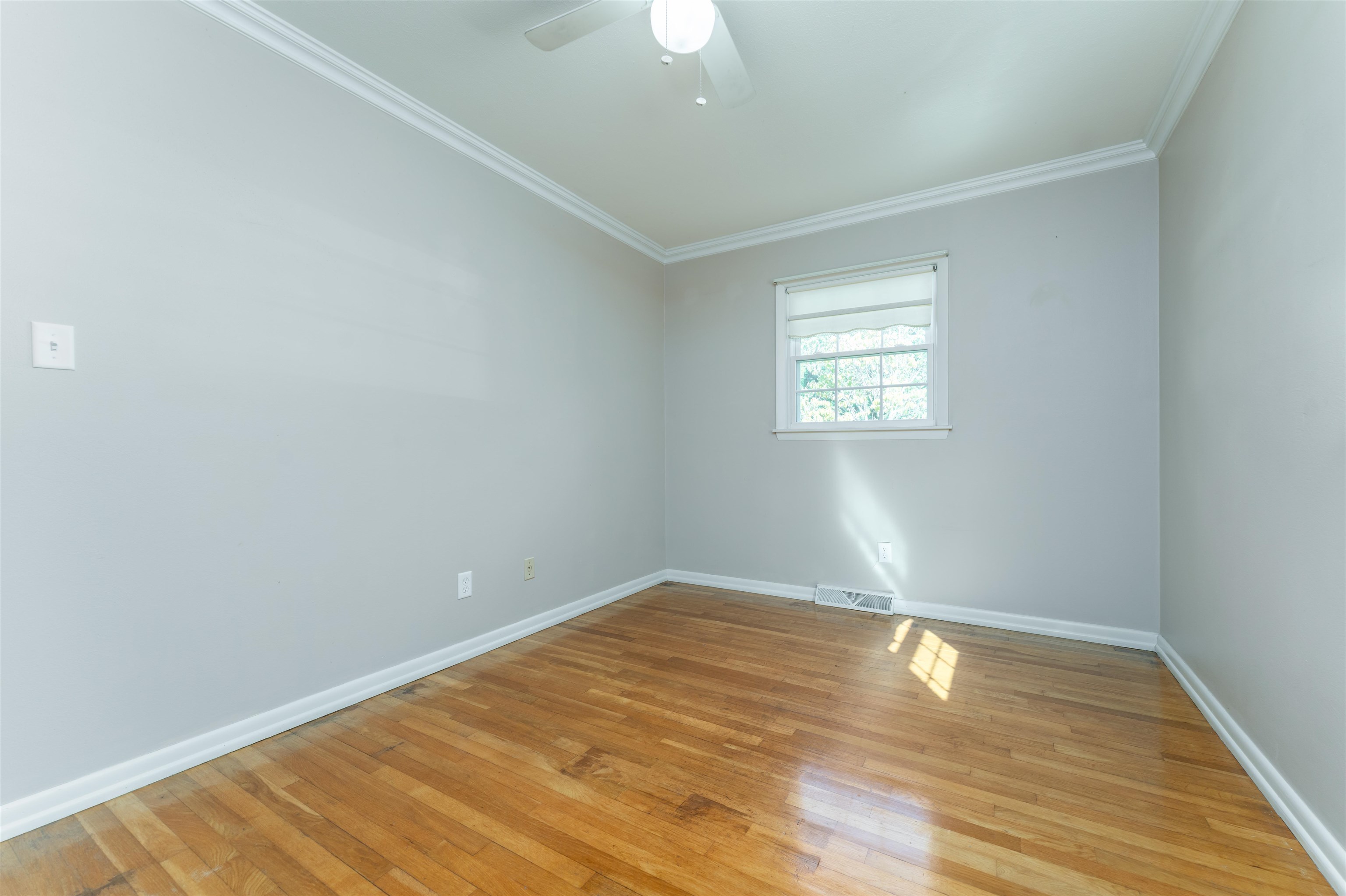 1518 Tamarack, Owensboro, Kentucky 42301, 3 Bedrooms Bedrooms, ,2 BathroomsBathrooms,Single Family Residence,For Sale,Tamarack,88086