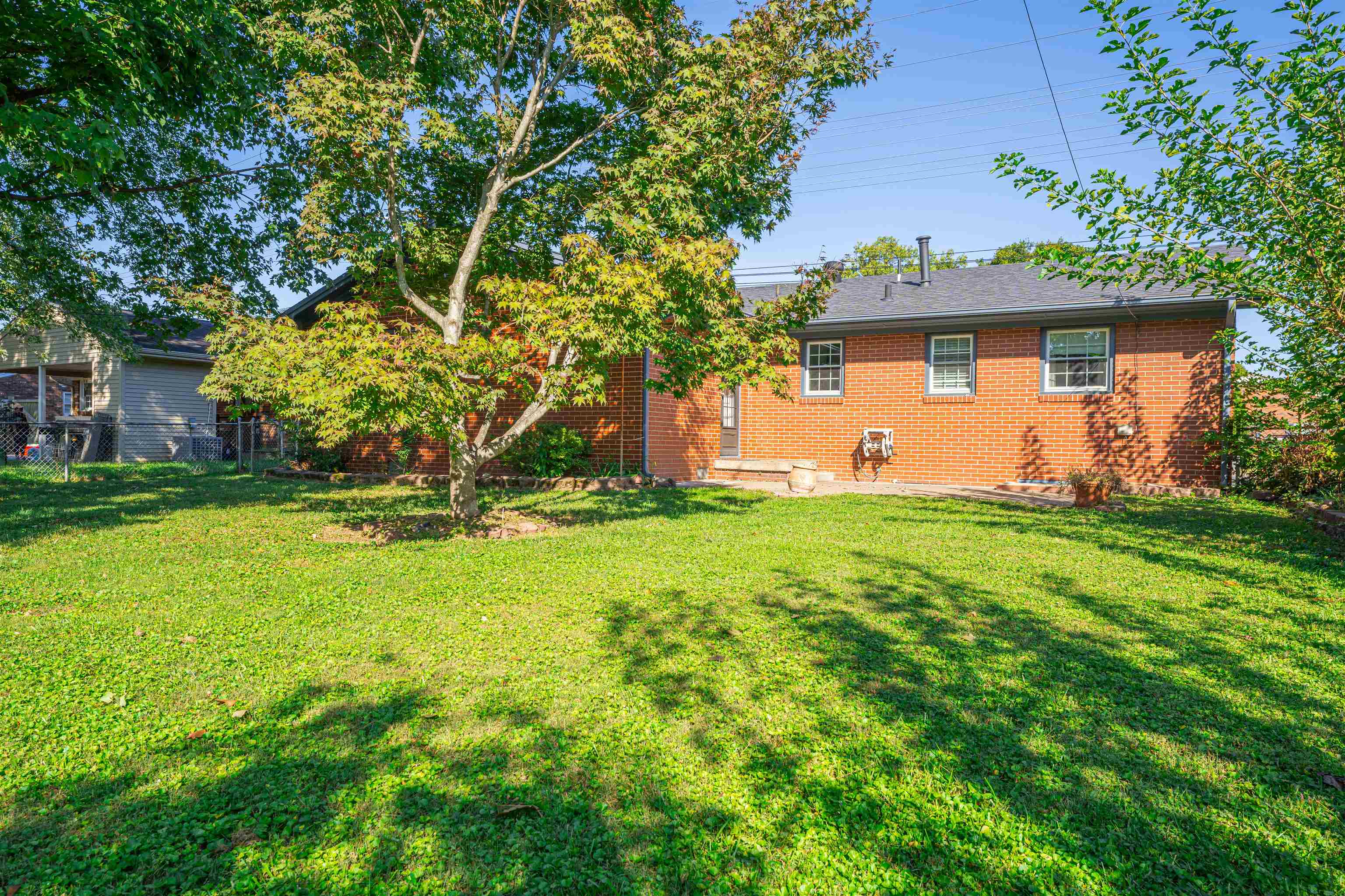 1518 Tamarack, Owensboro, Kentucky 42301, 3 Bedrooms Bedrooms, ,2 BathroomsBathrooms,Single Family Residence,For Sale,Tamarack,88086