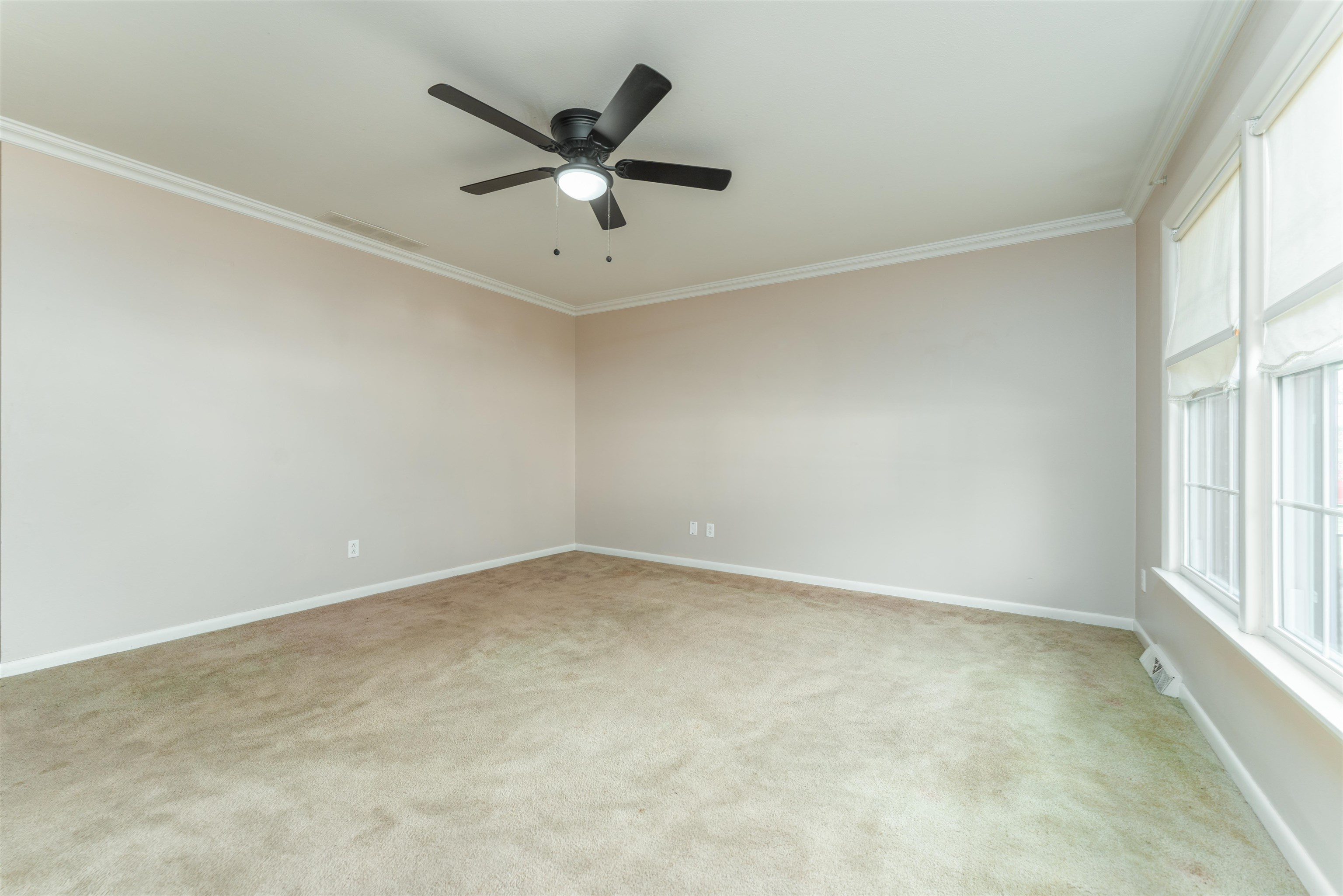 1518 Tamarack, Owensboro, Kentucky 42301, 3 Bedrooms Bedrooms, ,2 BathroomsBathrooms,Single Family Residence,For Sale,Tamarack,88086
