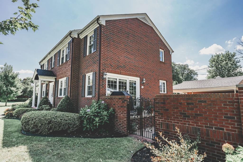 1430 Robin Road, Owensboro, Kentucky 42301, 4 Bedrooms Bedrooms, ,2 BathroomsBathrooms,Single Family Residence,For Sale,Robin Road,88088