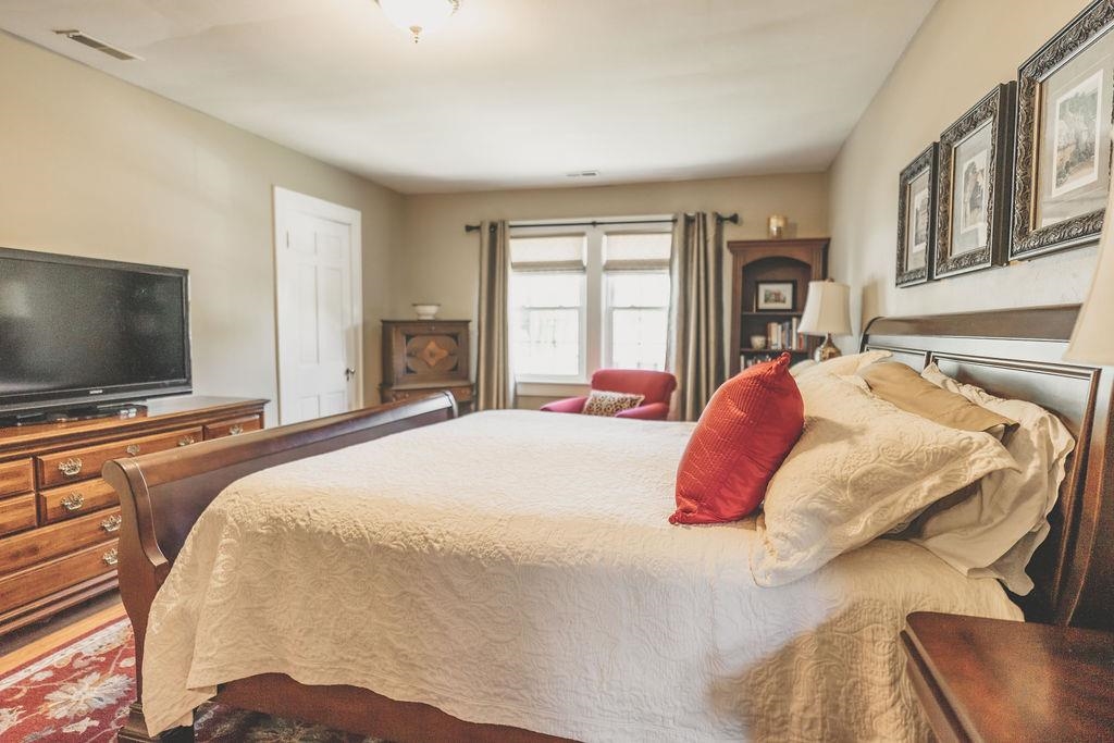 1430 Robin Road, Owensboro, Kentucky 42301, 4 Bedrooms Bedrooms, ,2 BathroomsBathrooms,Single Family Residence,For Sale,Robin Road,88088