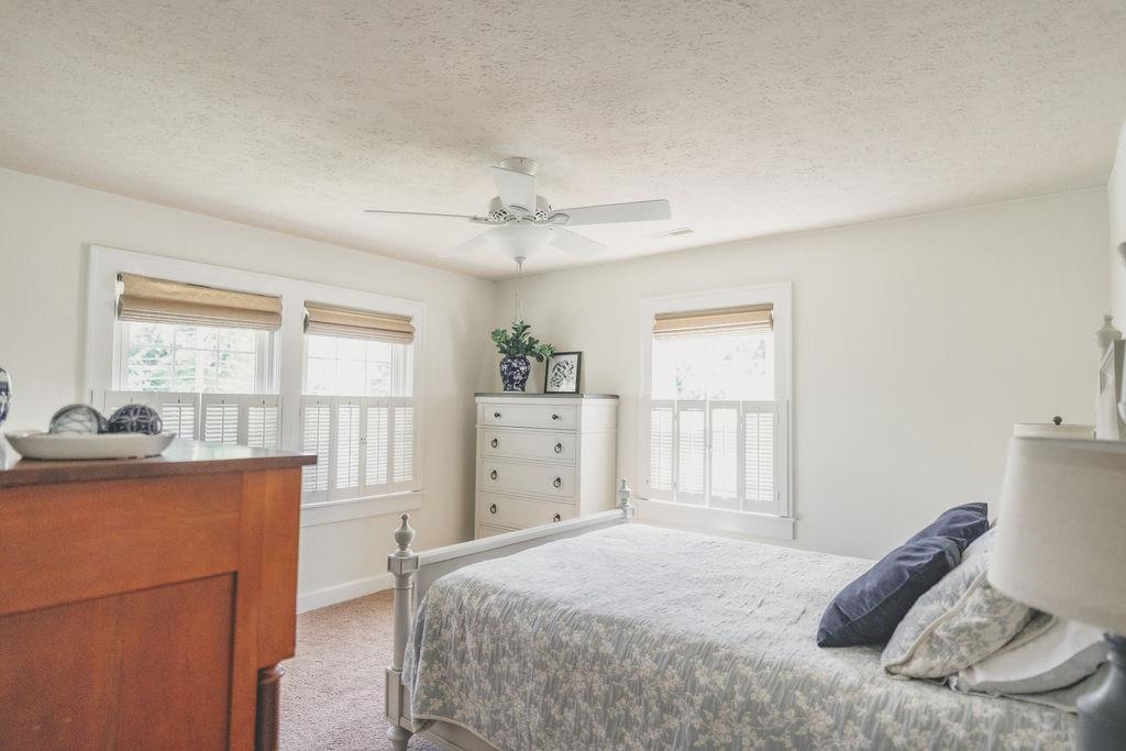 1430 Robin Road, Owensboro, Kentucky 42301, 4 Bedrooms Bedrooms, ,2 BathroomsBathrooms,Single Family Residence,For Sale,Robin Road,88088