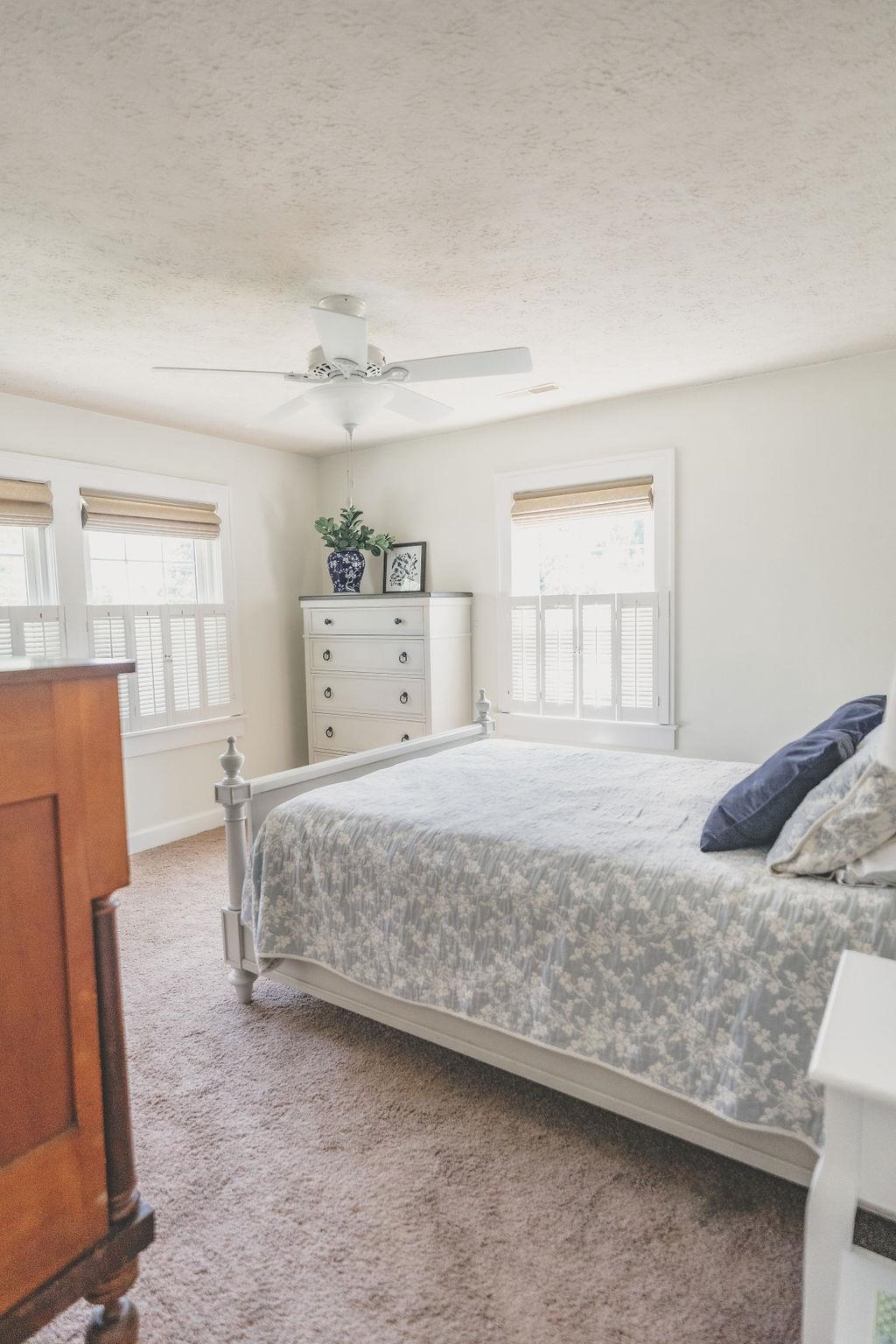 1430 Robin Road, Owensboro, Kentucky 42301, 4 Bedrooms Bedrooms, ,2 BathroomsBathrooms,Single Family Residence,For Sale,Robin Road,88088