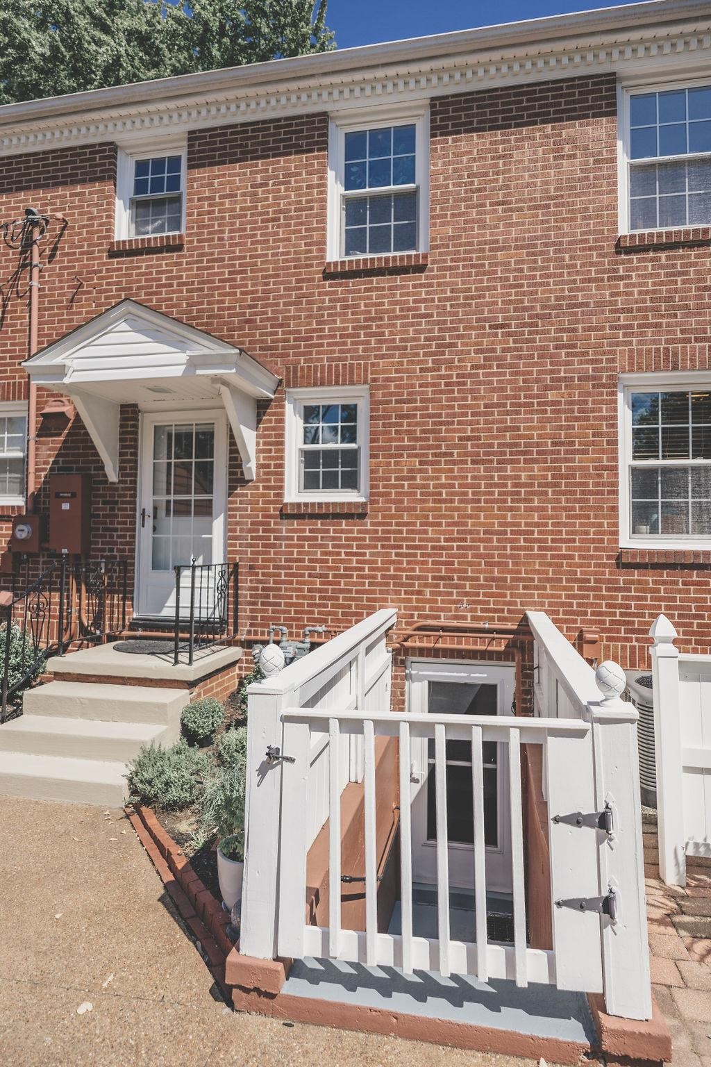 1430 Robin Road, Owensboro, Kentucky 42301, 4 Bedrooms Bedrooms, ,2 BathroomsBathrooms,Single Family Residence,For Sale,Robin Road,88088