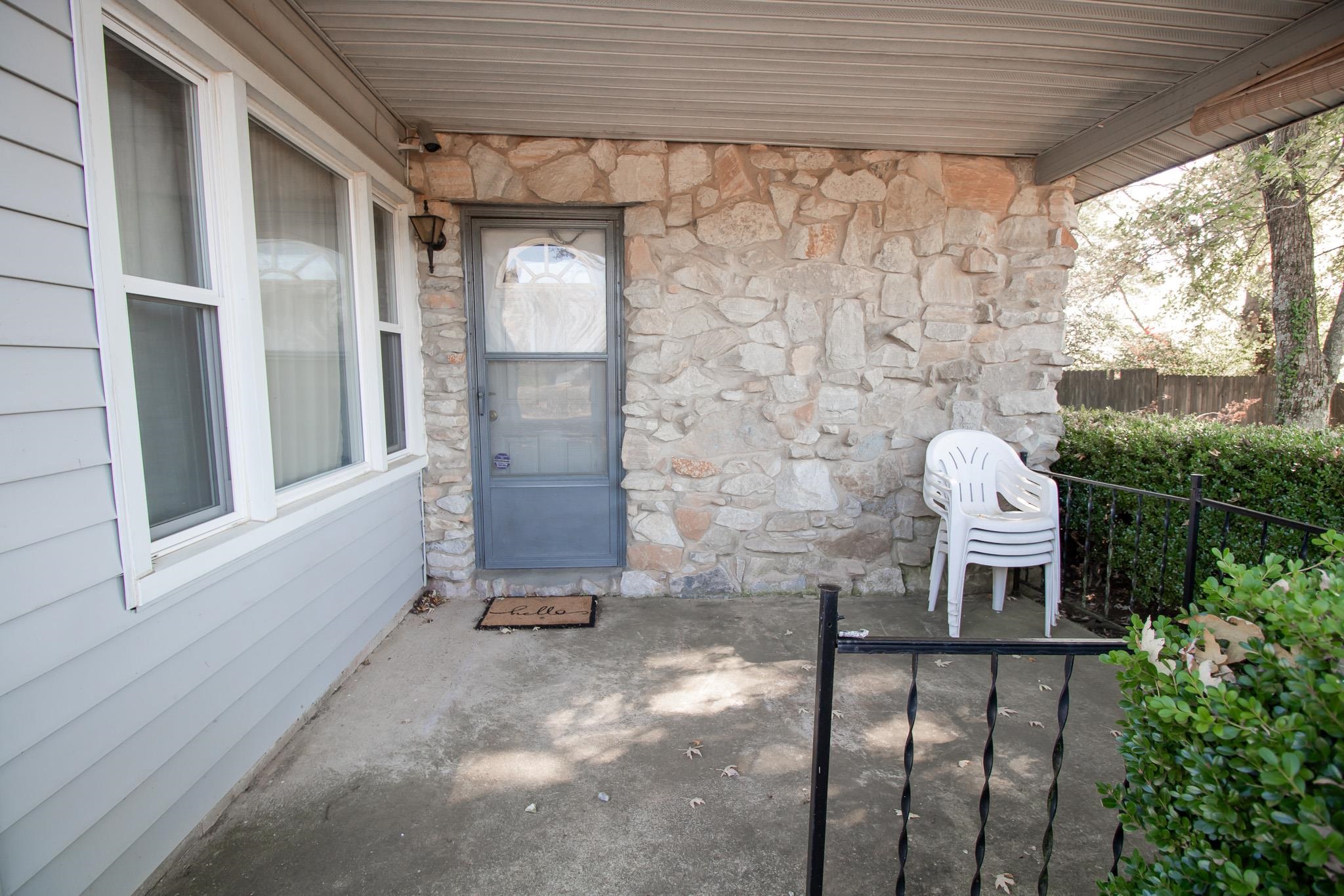 5055 Old Hartford Road, Owensboro, Kentucky 42303, 2 Bedrooms Bedrooms, ,1 BathroomBathrooms,Single Family Residence,For Sale,Old Hartford Road,88090