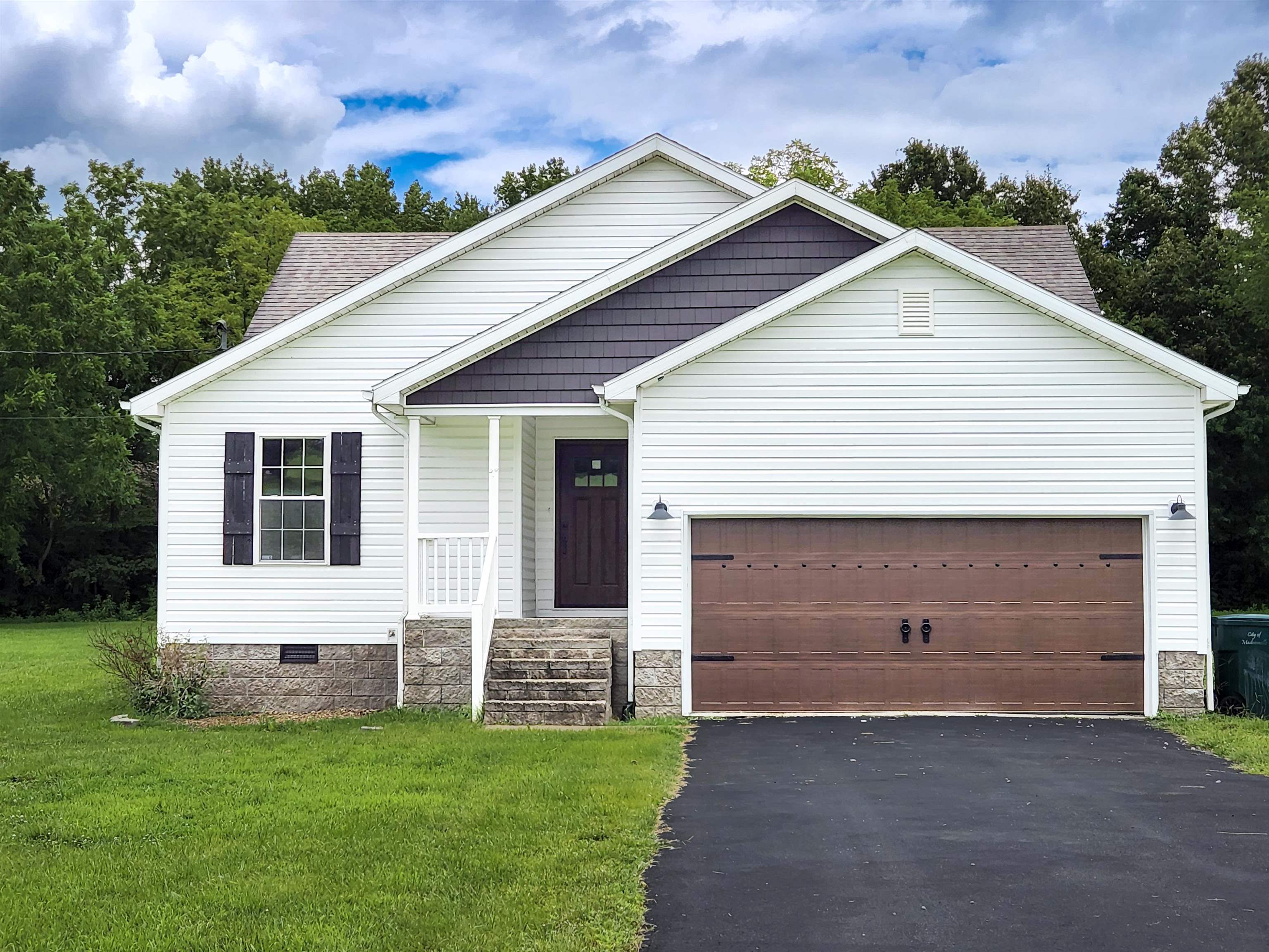 610 Stagecoach Rd, Madisonville, Kentucky 42431, 3 Bedrooms Bedrooms, ,2 BathroomsBathrooms,Single Family Residence,For Sale,Stagecoach Rd,88092
