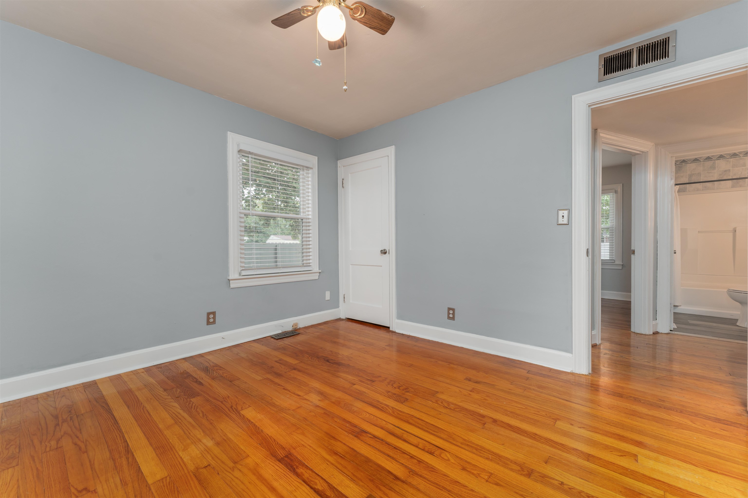 2000 Sunset Drive, Owensboro, Kentucky 42301, 3 Bedrooms Bedrooms, ,1 BathroomBathrooms,Single Family Residence,For Sale,Sunset Drive,88095