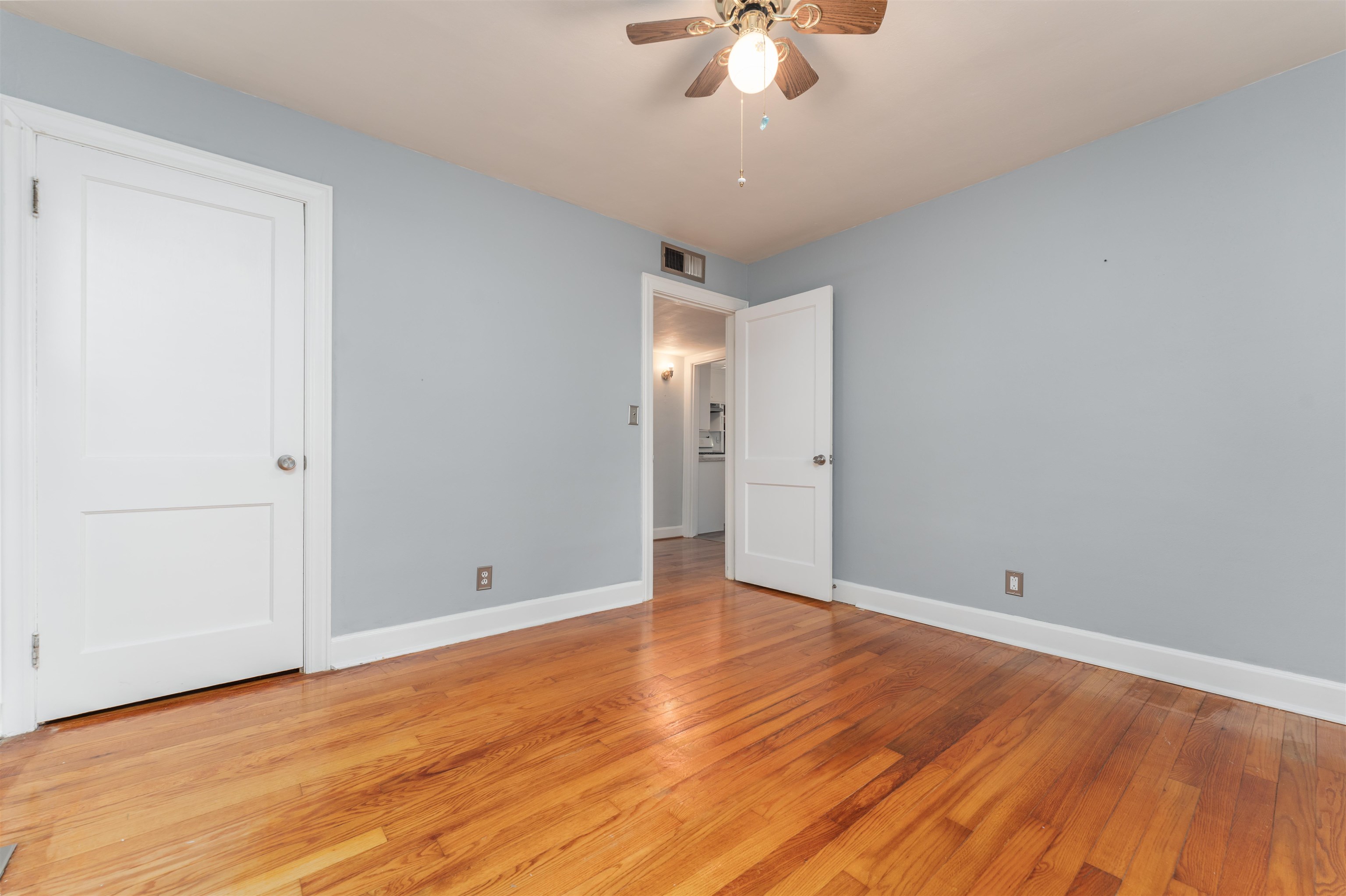 2000 Sunset Drive, Owensboro, Kentucky 42301, 3 Bedrooms Bedrooms, ,1 BathroomBathrooms,Single Family Residence,For Sale,Sunset Drive,88095