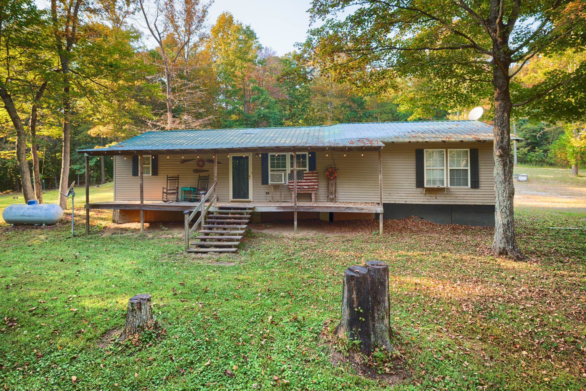 7125 US HWY 60 E, Hawesville, Kentucky 42348, 2 Bedrooms Bedrooms, ,1 BathroomBathrooms,Farm,For Sale,US HWY 60 E,88102