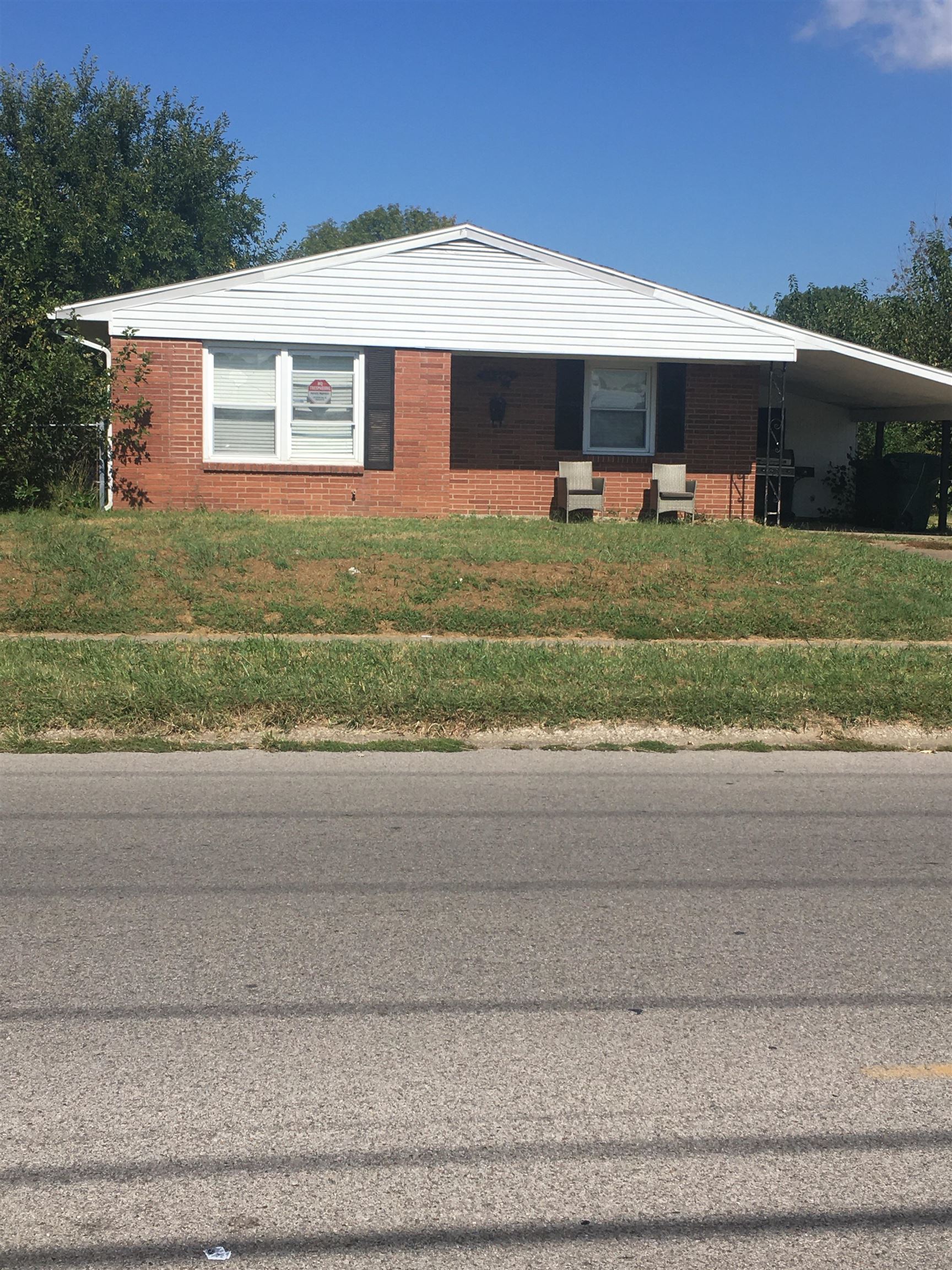 2821 McFarland Ave, Owensboro, Kentucky 42301, 3 Bedrooms Bedrooms, ,1 BathroomBathrooms,Single Family Residence,For Sale,McFarland Ave,88103
