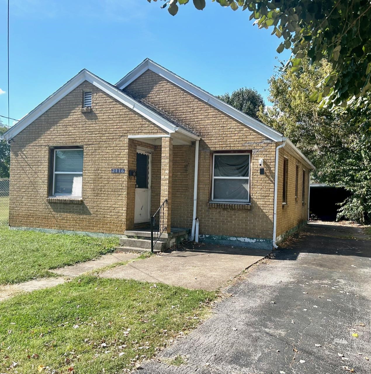 2116 Hathaway St, Owensboro, Kentucky 42303, 2 Bedrooms Bedrooms, ,1 BathroomBathrooms,Single Family Residence,For Sale,Hathaway St,88105