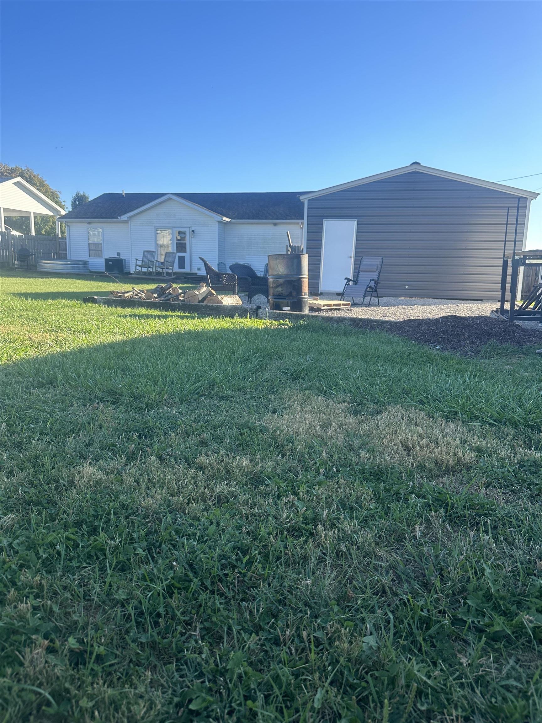 645 Bomar st, Hardinsburg, Kentucky 40143, 3 Bedrooms Bedrooms, ,2 BathroomsBathrooms,Single Family Residence,For Sale,Bomar st,88107