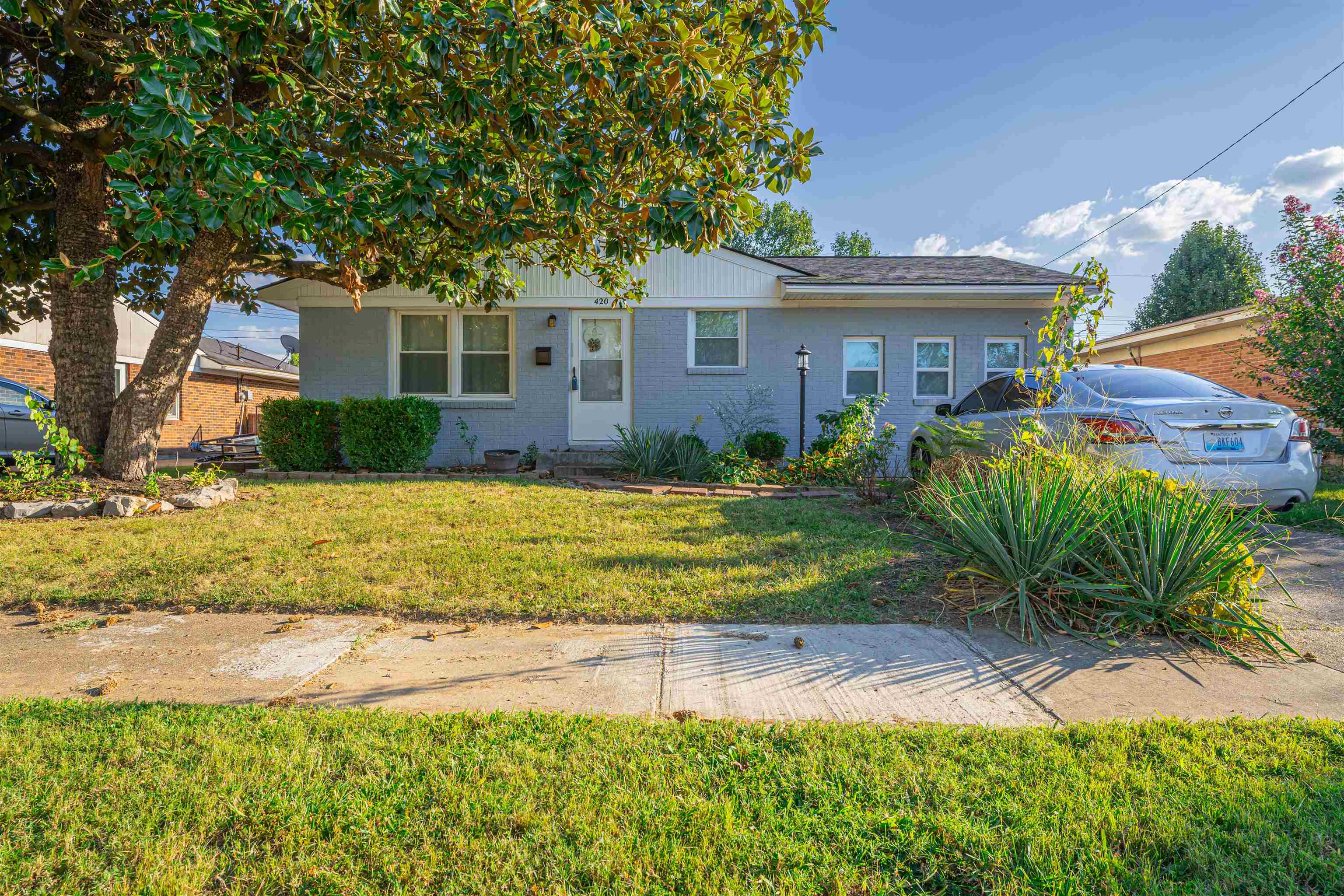 420 Catalina Dr, Owensboro, Kentucky 42303, 3 Bedrooms Bedrooms, ,1 BathroomBathrooms,Single Family Residence,For Sale,Catalina Dr,88119