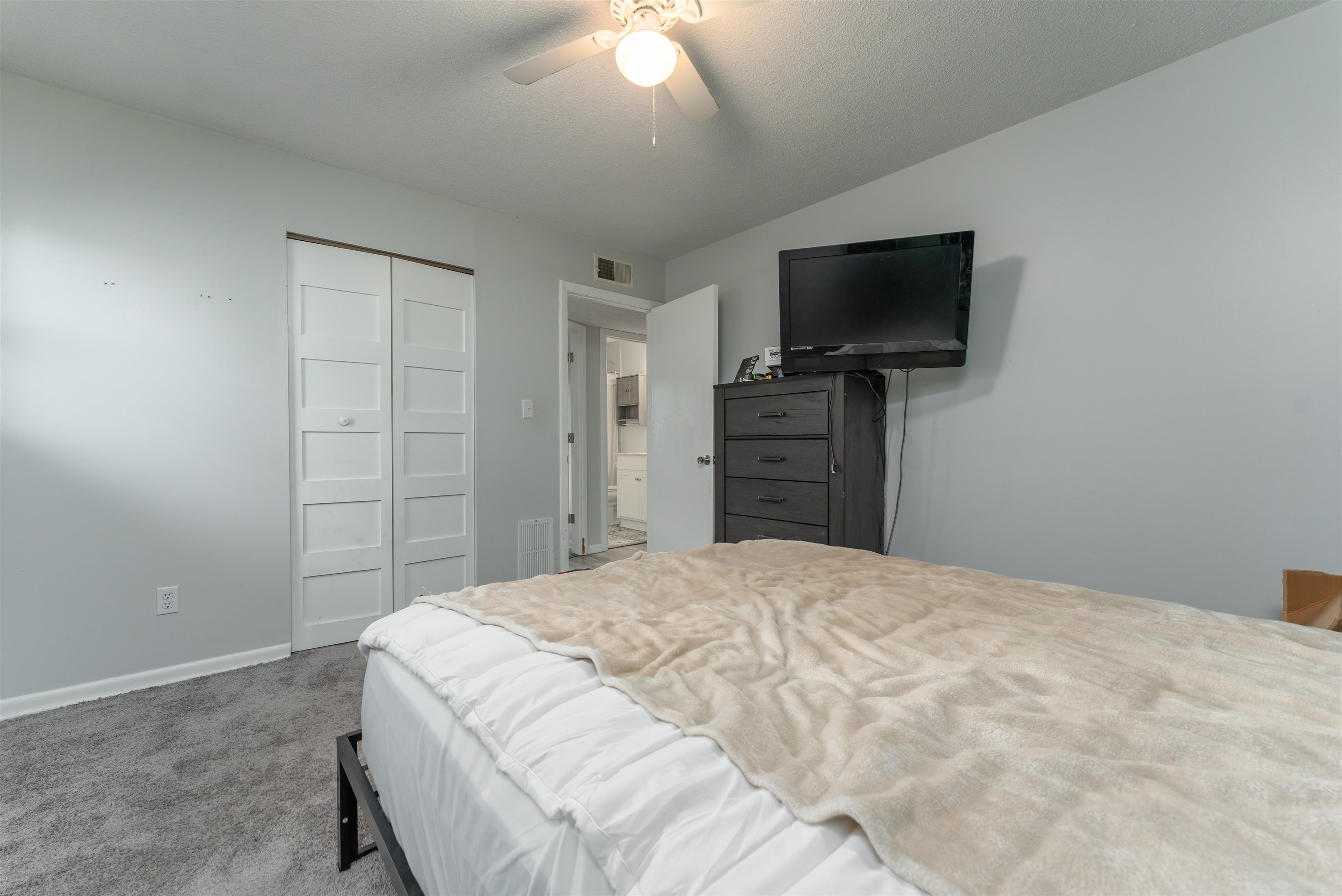 420 Catalina Dr, Owensboro, Kentucky 42303, 3 Bedrooms Bedrooms, ,1 BathroomBathrooms,Single Family Residence,For Sale,Catalina Dr,88119